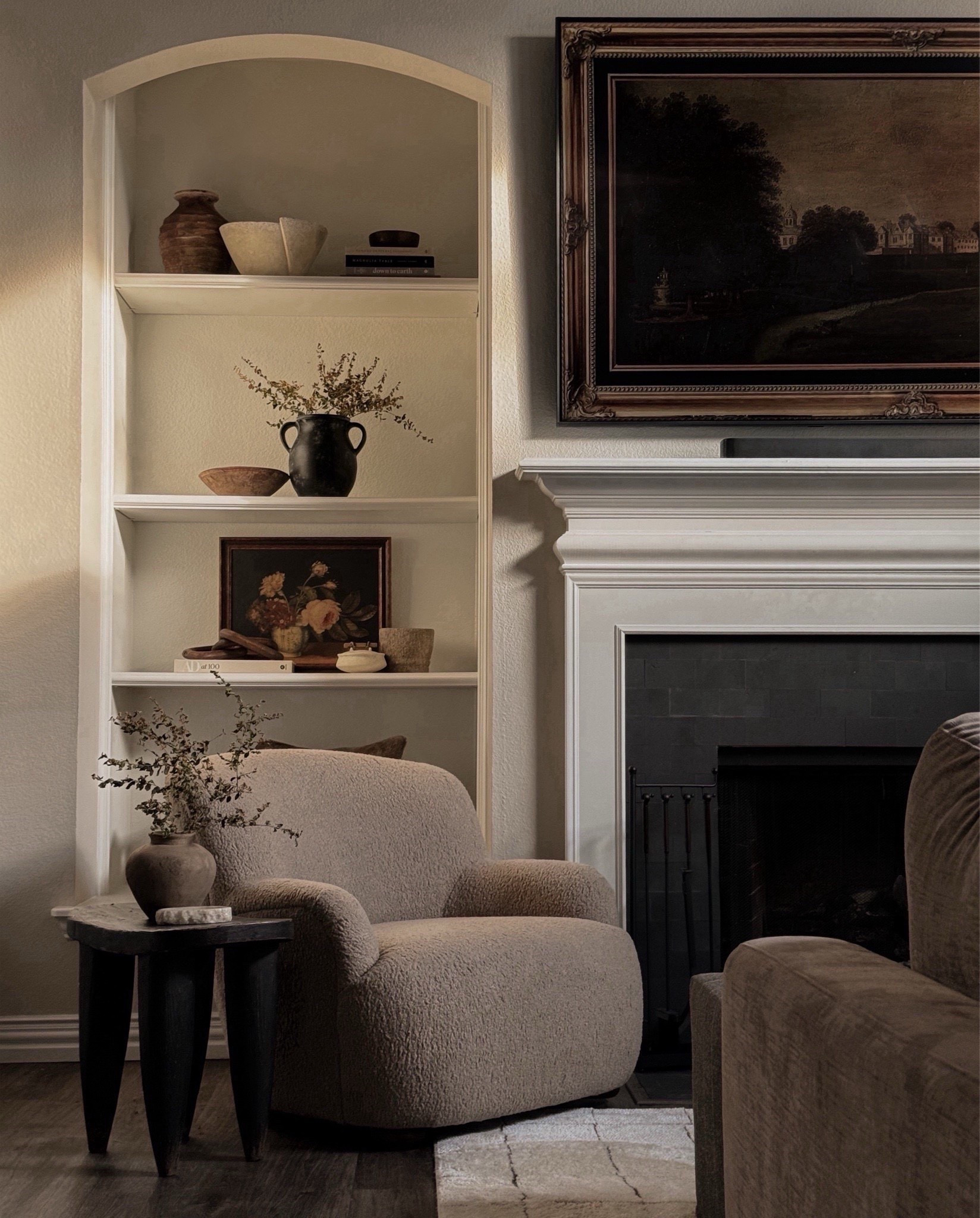 Cozy corner + curated shelveshe's

#LTKSaleAlert #LTKHome #LTKFindsUnder100