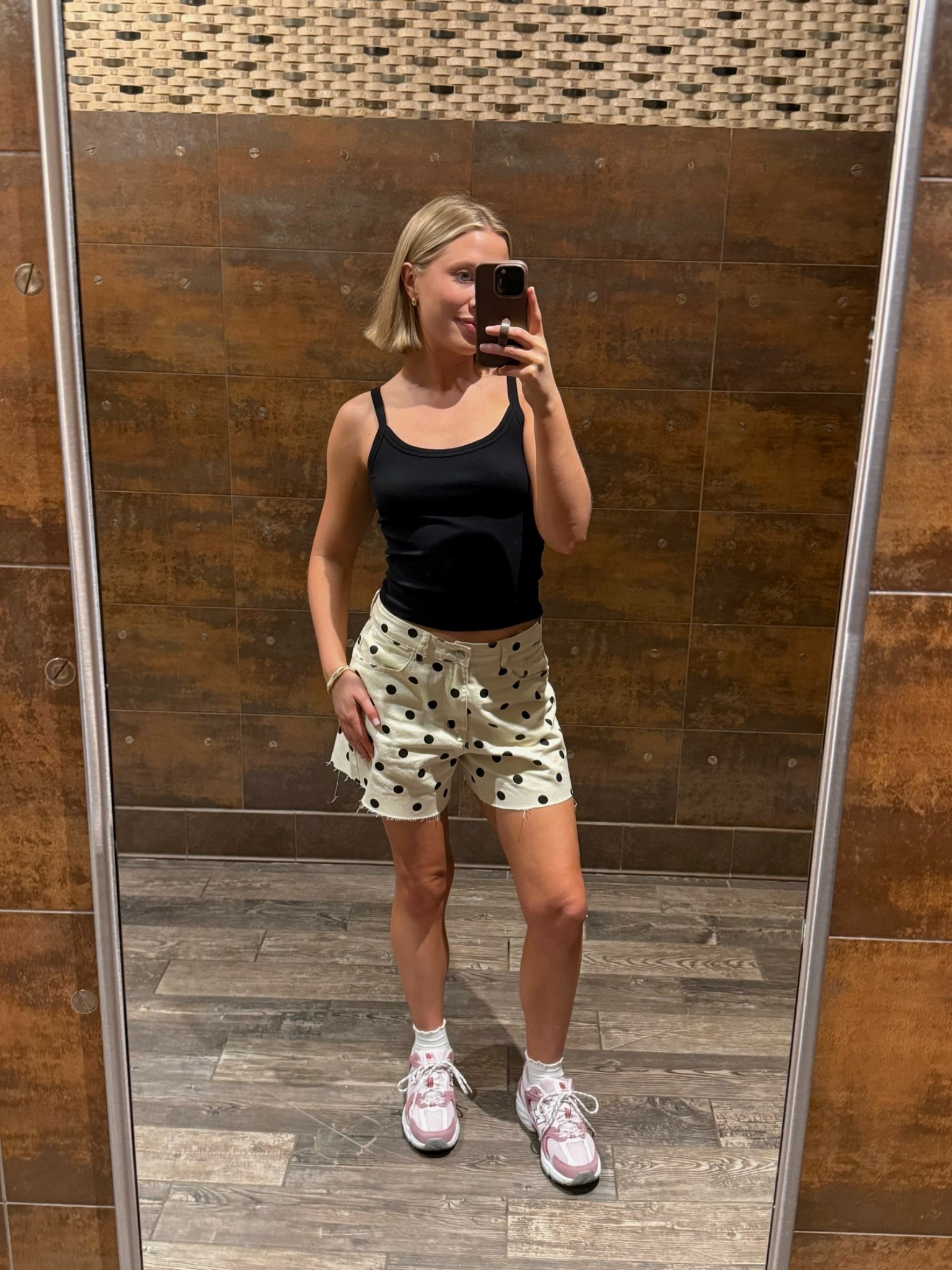 Aritzia black tank top in size S
Polka dot shorts are jeans from Amazon that I cut into shorts (I sized up to a 28 for a baggy low rise fit)
New Balance 530’s
Amazon white ruffle socks & sunnies
Baublebar earrings

#LTKootd