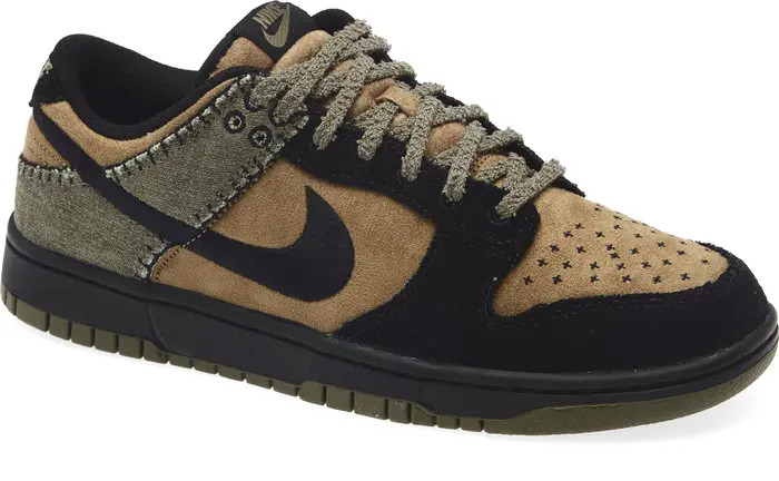 Dunk Low SE Basketball Sneaker (Men) | Nordstrom