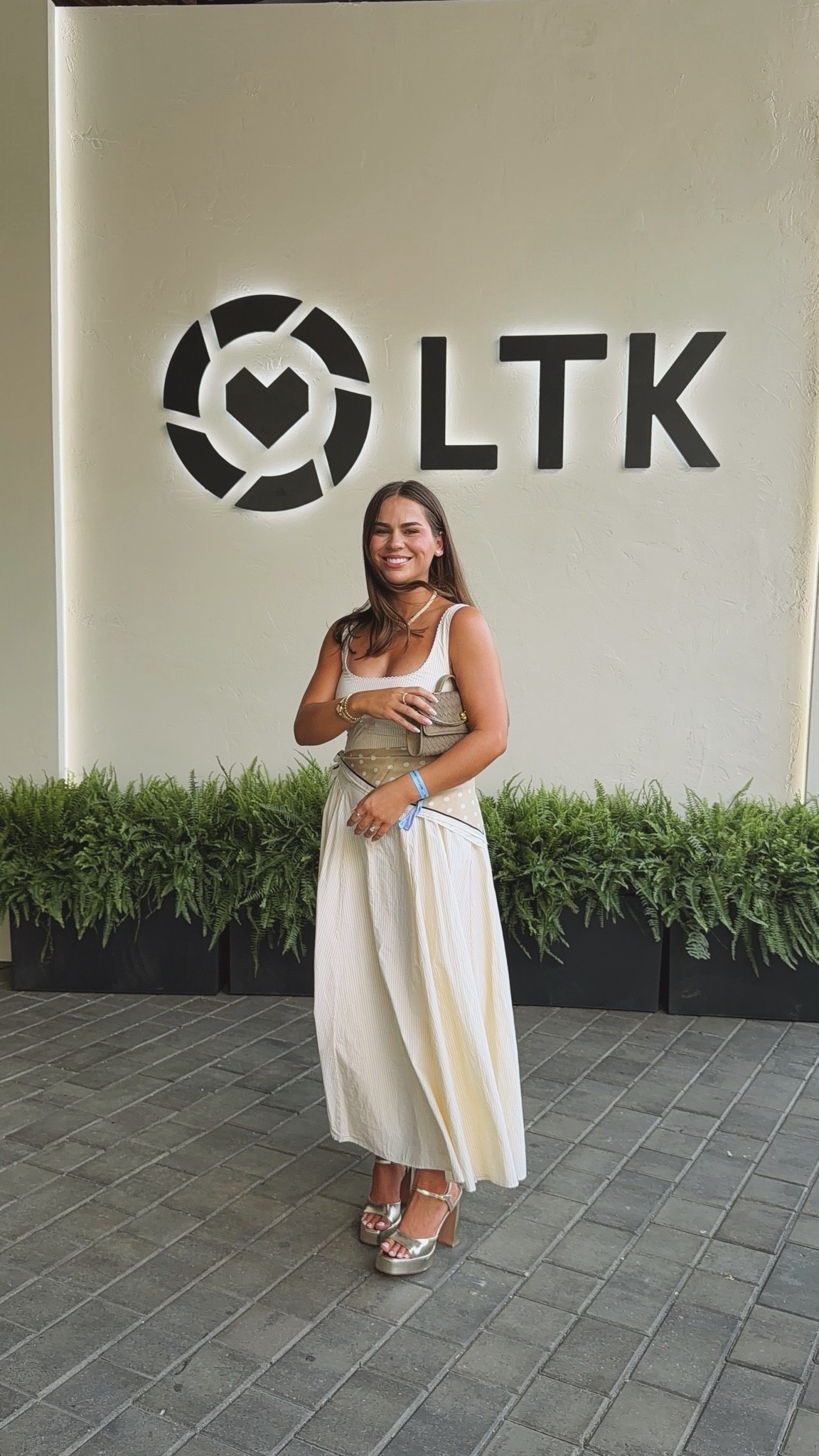 Dressed up this yellow midi dress with fun accessories!

#LTKCon #LTKdayinmylife #LTKootd