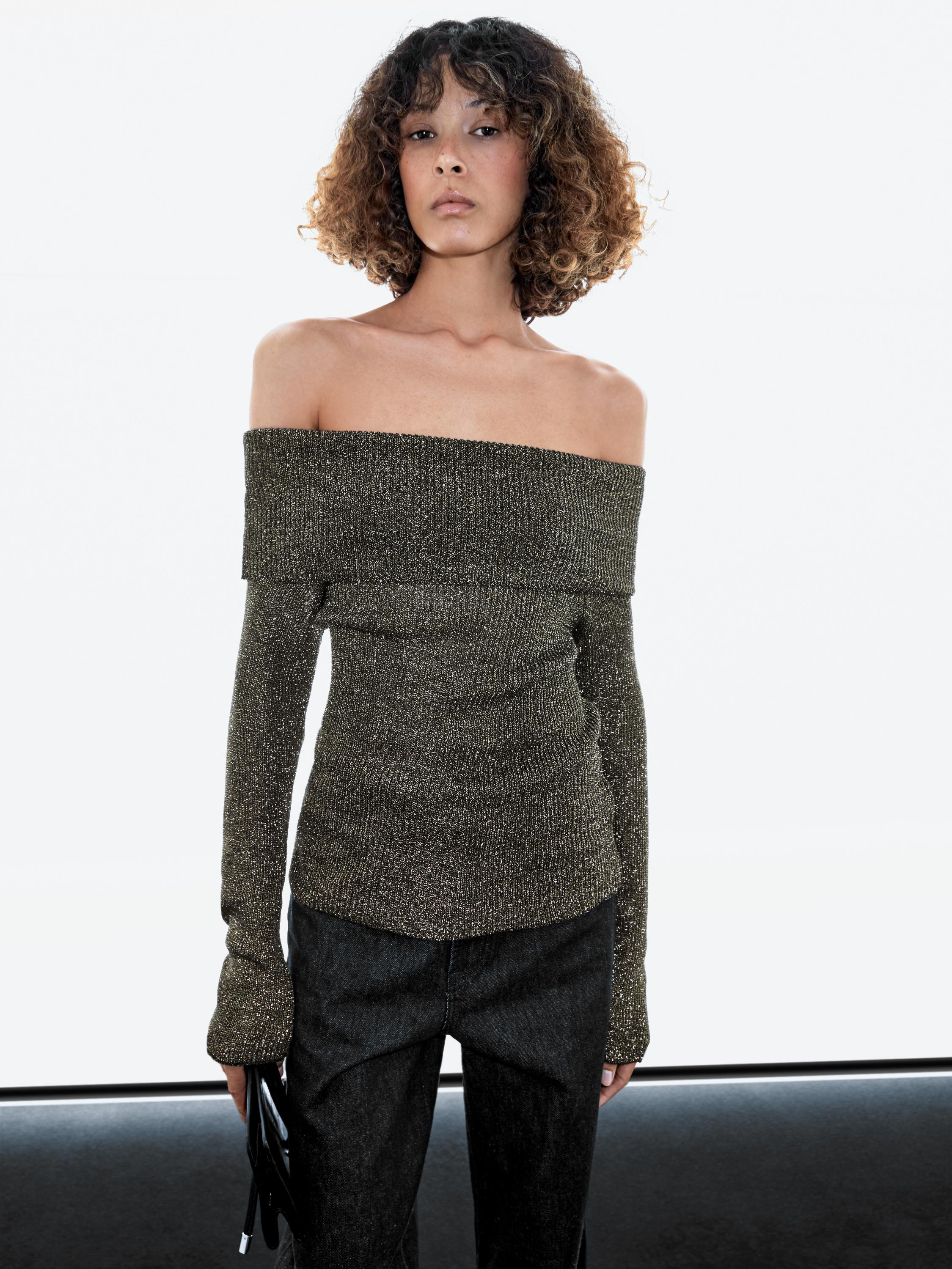 Off-the-shoulder knit sweater with metallic finish | Massimo Dutti UK