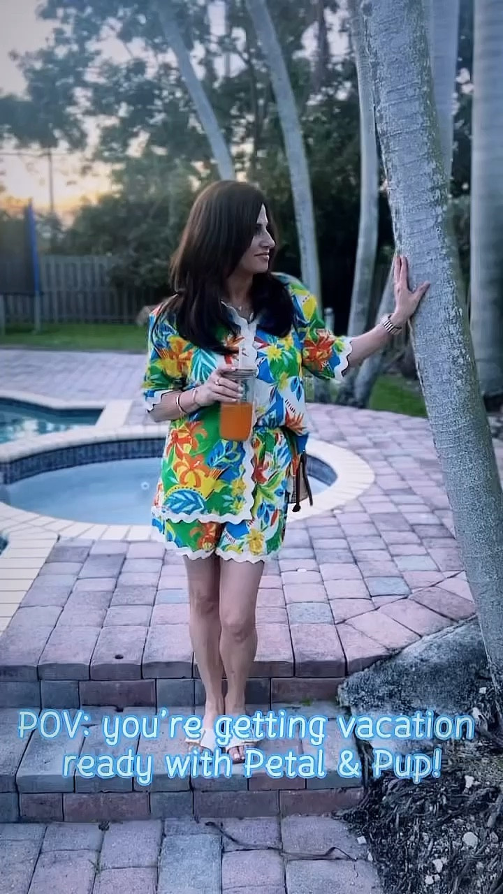 Perfect vacation, resort , pool or beachwear ! Tops a size sm bottoms xs. 

#LTKstyletip #LTKover40 #LTKVideo