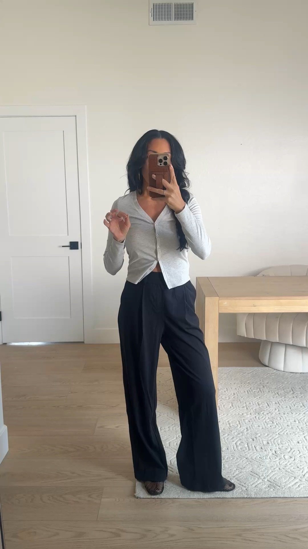 @Vuori US cardigan size XS 
Walmart active trousers size 0 
Mesh flats 

Office outfit idea 
School drop off outfit

#LTKActive #LTKSeasonal #LTKxWalmart