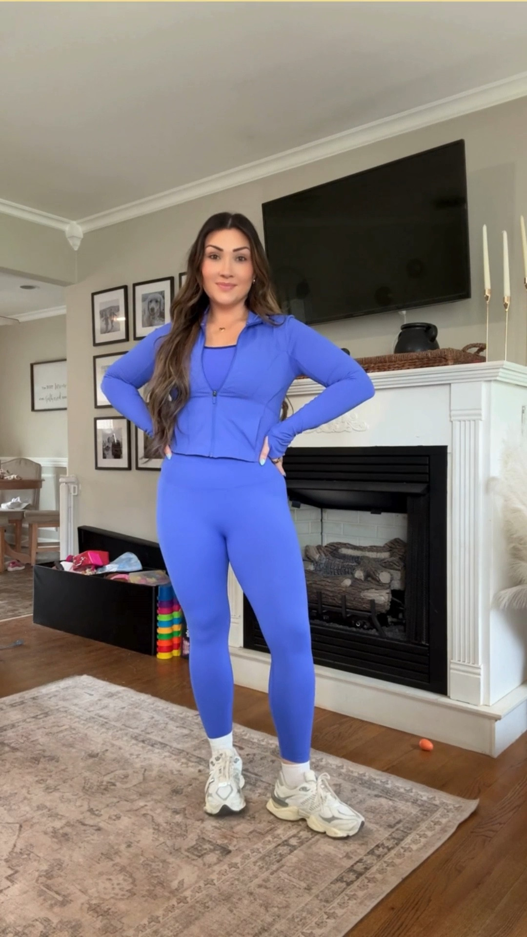 Running some errands in my new @fabletics set! Seriously love the color of this!

#LTKootd #LTKmomlife #LTKdayinmylife