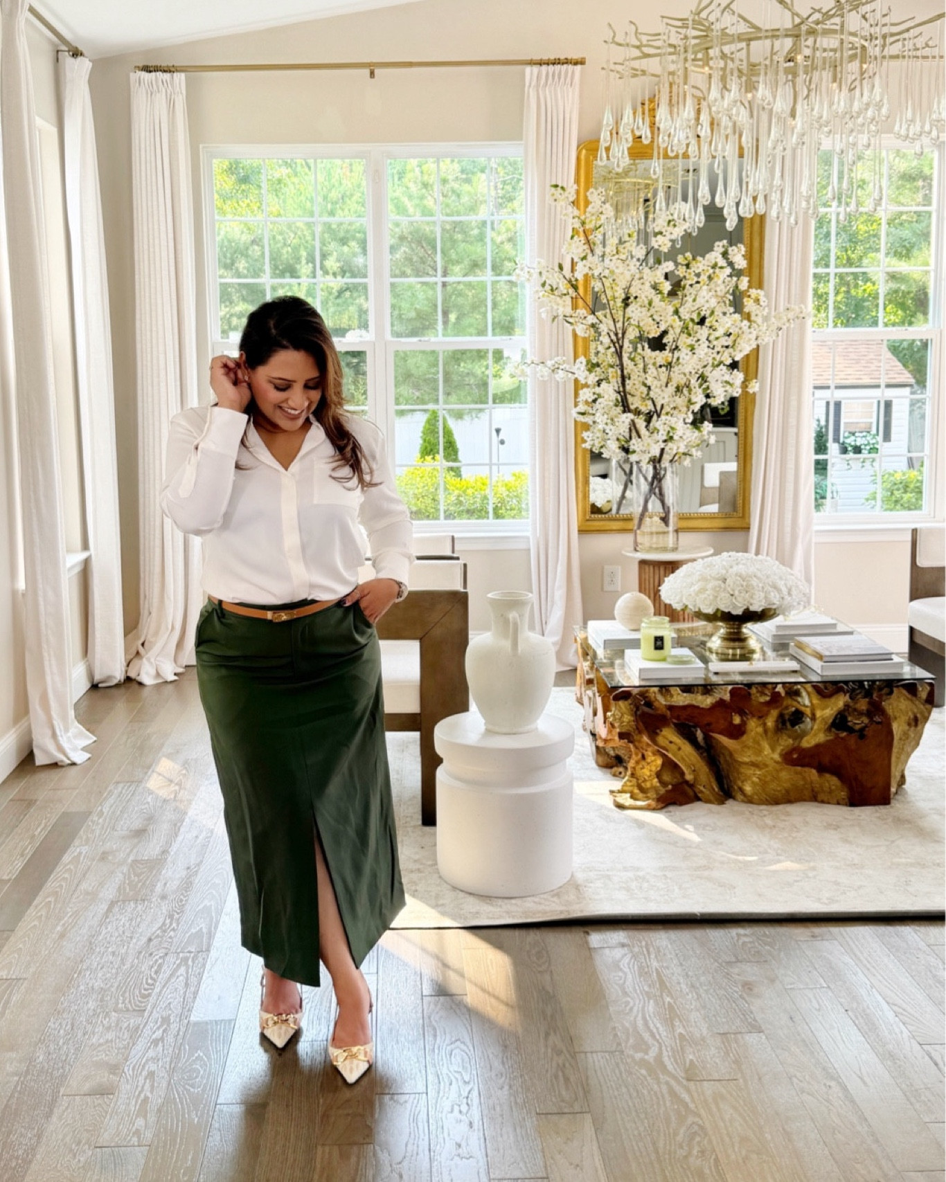 Effortless Back to Work Fits #walmartpartner These are the easiest back to work outfits to put together that look super classy and high end but on a budget from @walmartfashion 🙌🏼 #walmartfashion

I am wearing a size medium for reference! All my outfits are under $50!!!

Work skirts 
Office fits 
Fall fashion 
Fall dresses 
Pleated dress 
Dress shirts 
Dressy fits 
Classy fits 
Slit skirt 
Front slit skirt 


#LTKStyleTip #LTKFindsUnder50 #LTKFallSale