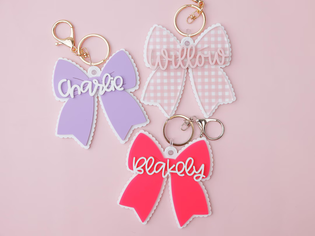Scallop Bow Backpack Name Tag Bow Backpack Keychain Personalized Keychain Gift for Kids Custom Bo... | Etsy (US)