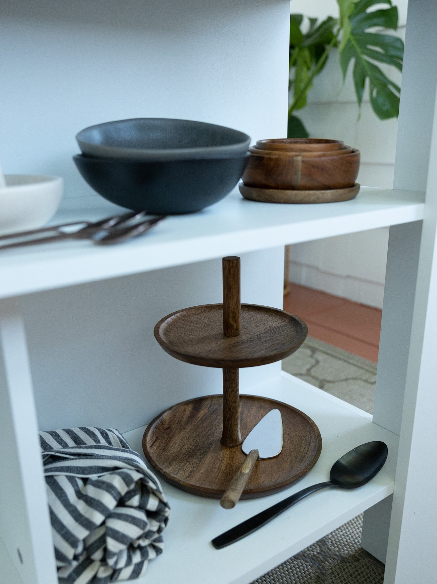 Farmhouse, kitchen, decor, and accessories. Food, photography props, and a modern and minimalist kitchen studio. 🪴📸

#LTKFind #LTKunder50 #LTKhome