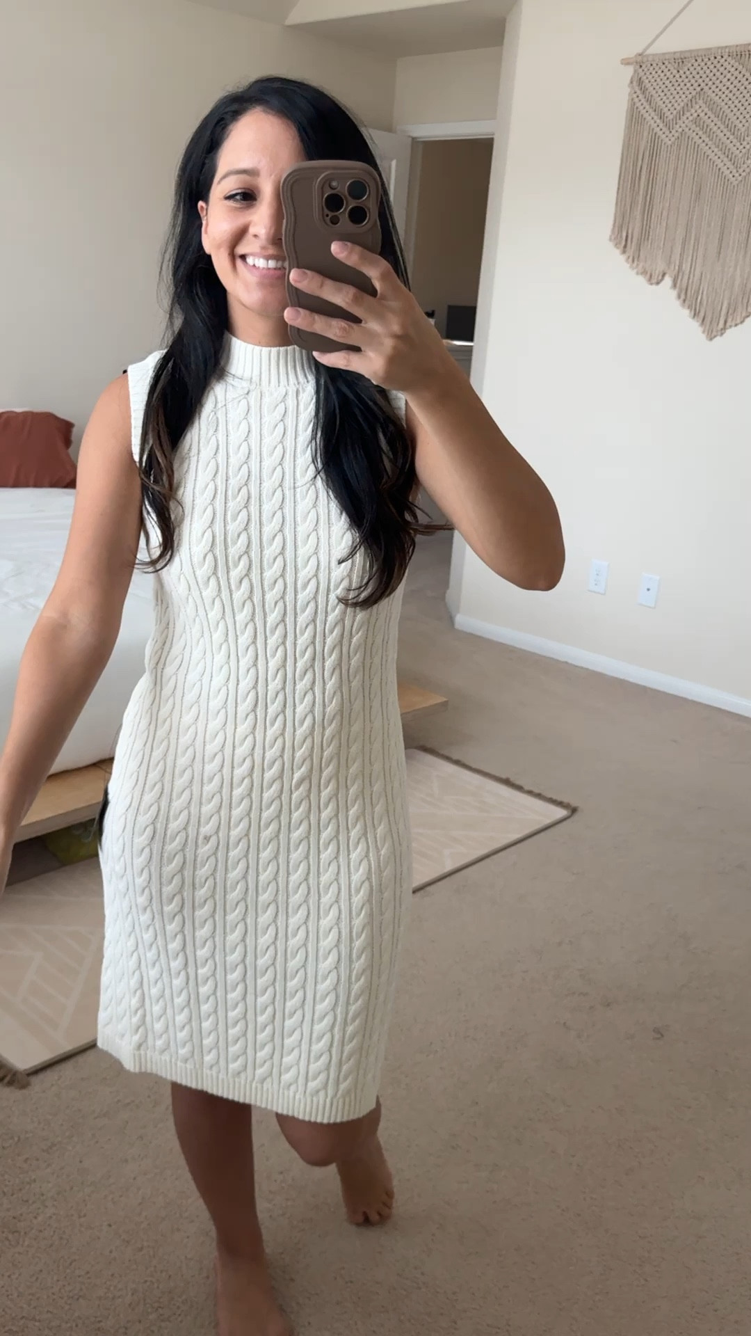 Lulu’s white cream sweater dress

#LTKVideo #LTKSeasonal #LTKFindsUnder50