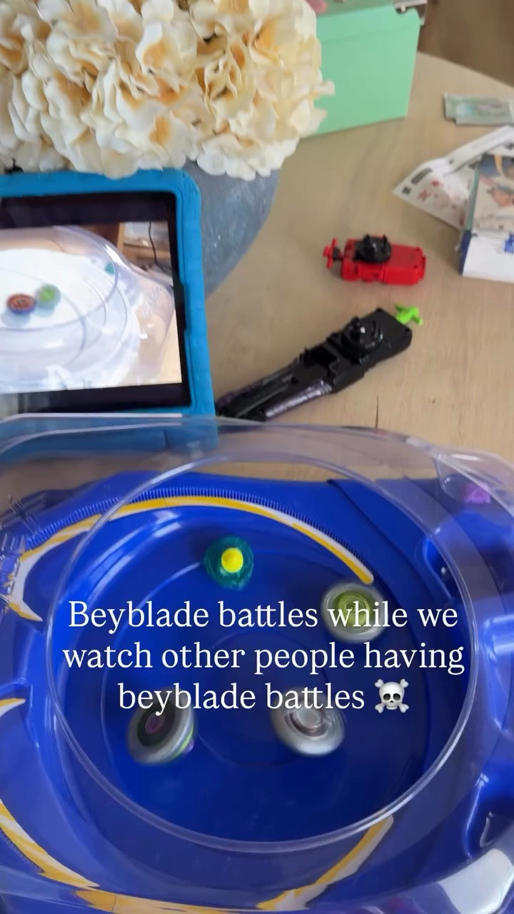 Beyblade battles while we watch other people having beyblade battles ☠️