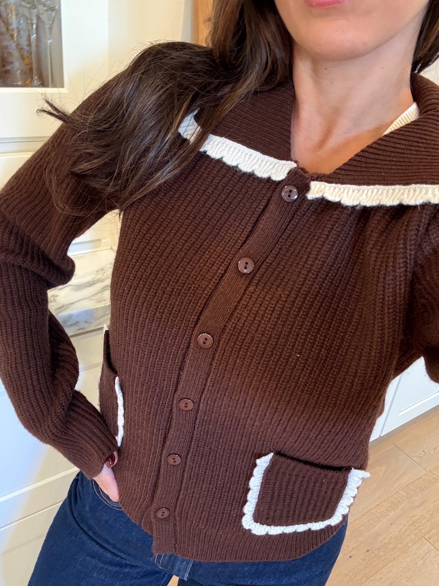 Love the detail on the sweater! The perfect cutest sweater for this fall. I’m wearing a size extra small. 

#LTKPetite #LTKFindsUnder100