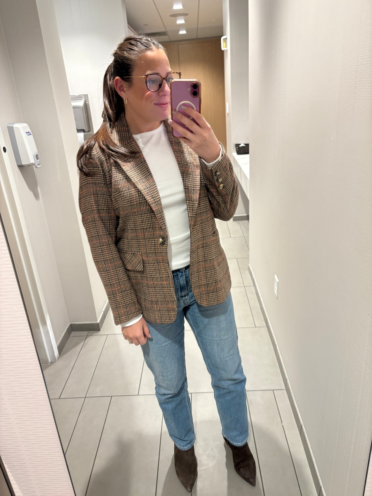 Today’s work fit for client presentations - fun but still business casual. Love this blazer! 

Amazon fashion / Amazon find / blazer / plaid / white tee / denim / booties 

#LTKSaleAlert #LTKFindsUnder100 #LTKFindsUnder50