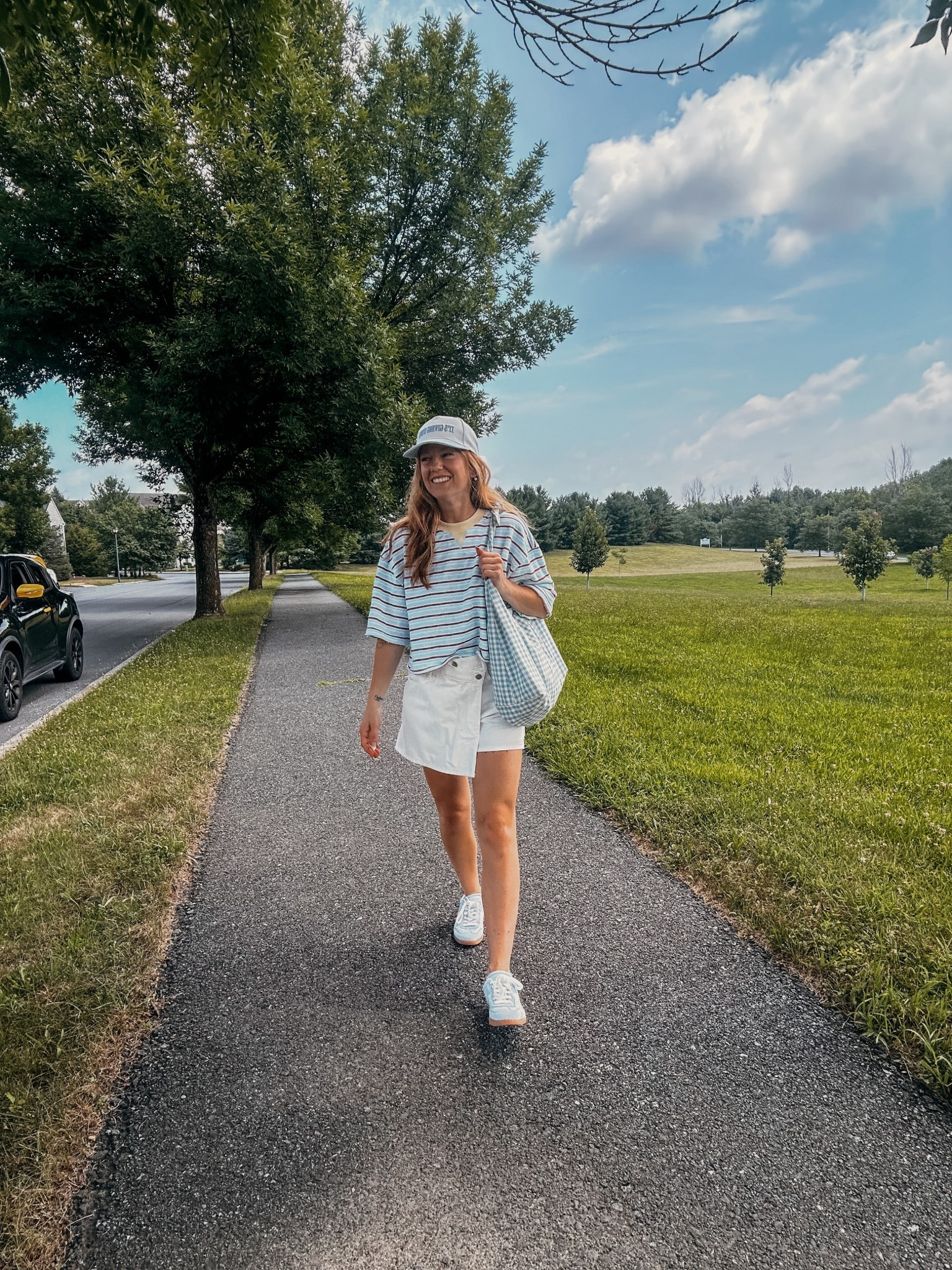 Loving the trending colors right now.. baby blue and butter yellow 