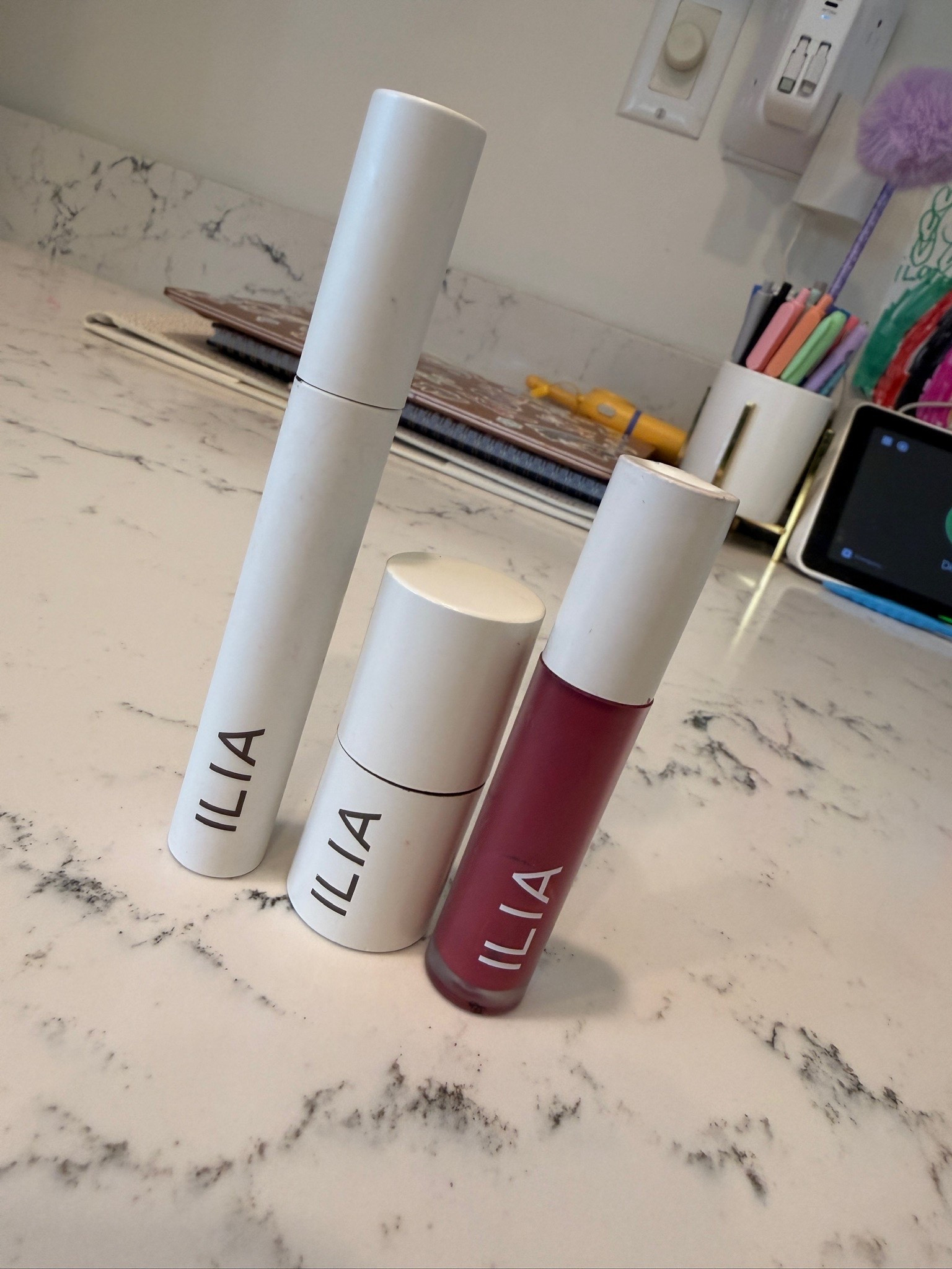 Some ILIA products I've been loving recently ☺️



Makeup, beauty, lip gloss, mascara, multi stick, Missy_Franklin, Missy Franklin

#LTKBeauty