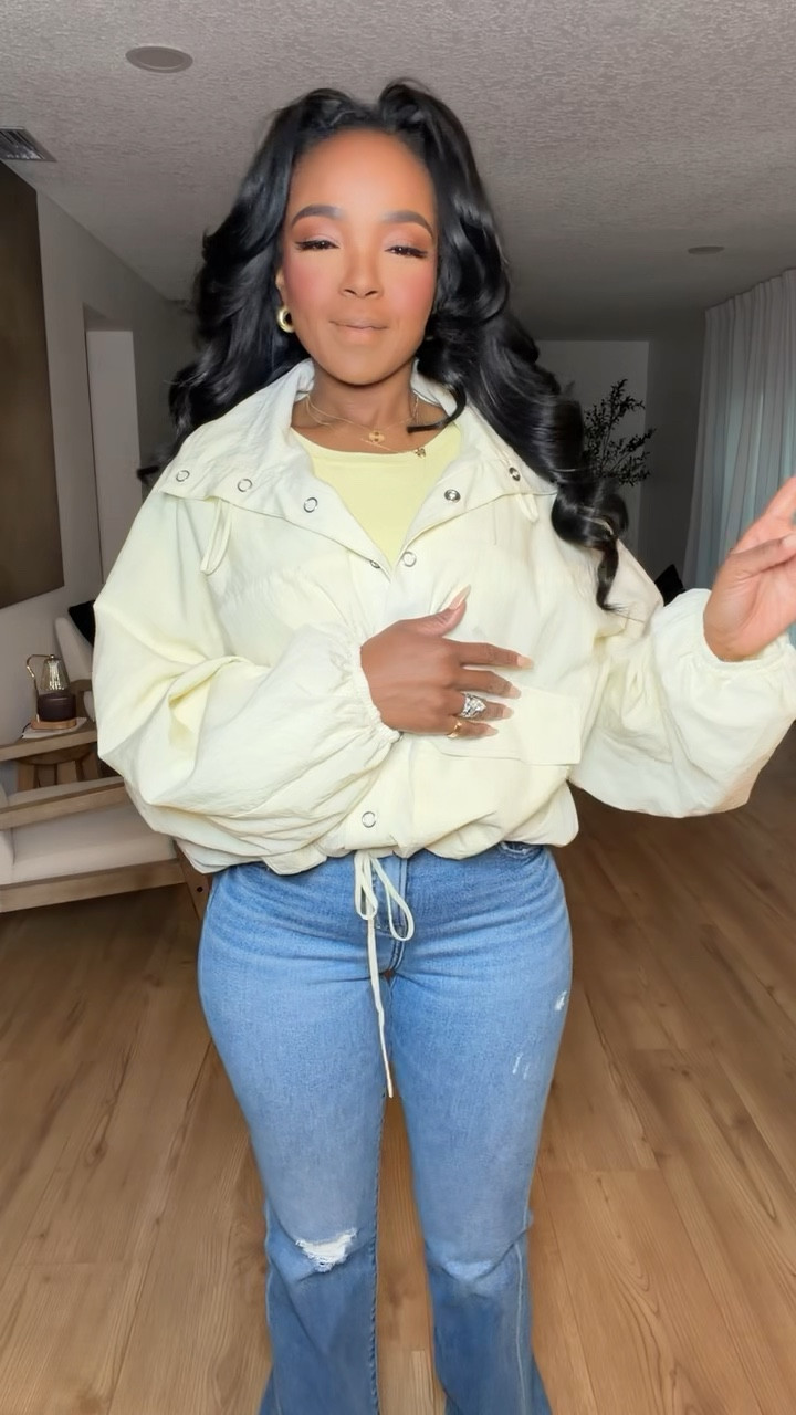 Scroll to shop 
Perfect for casual wear 
5’4. 138lbs. 34D. 27. 40  

#LTKPetite #LTKootd #LTKgrwm