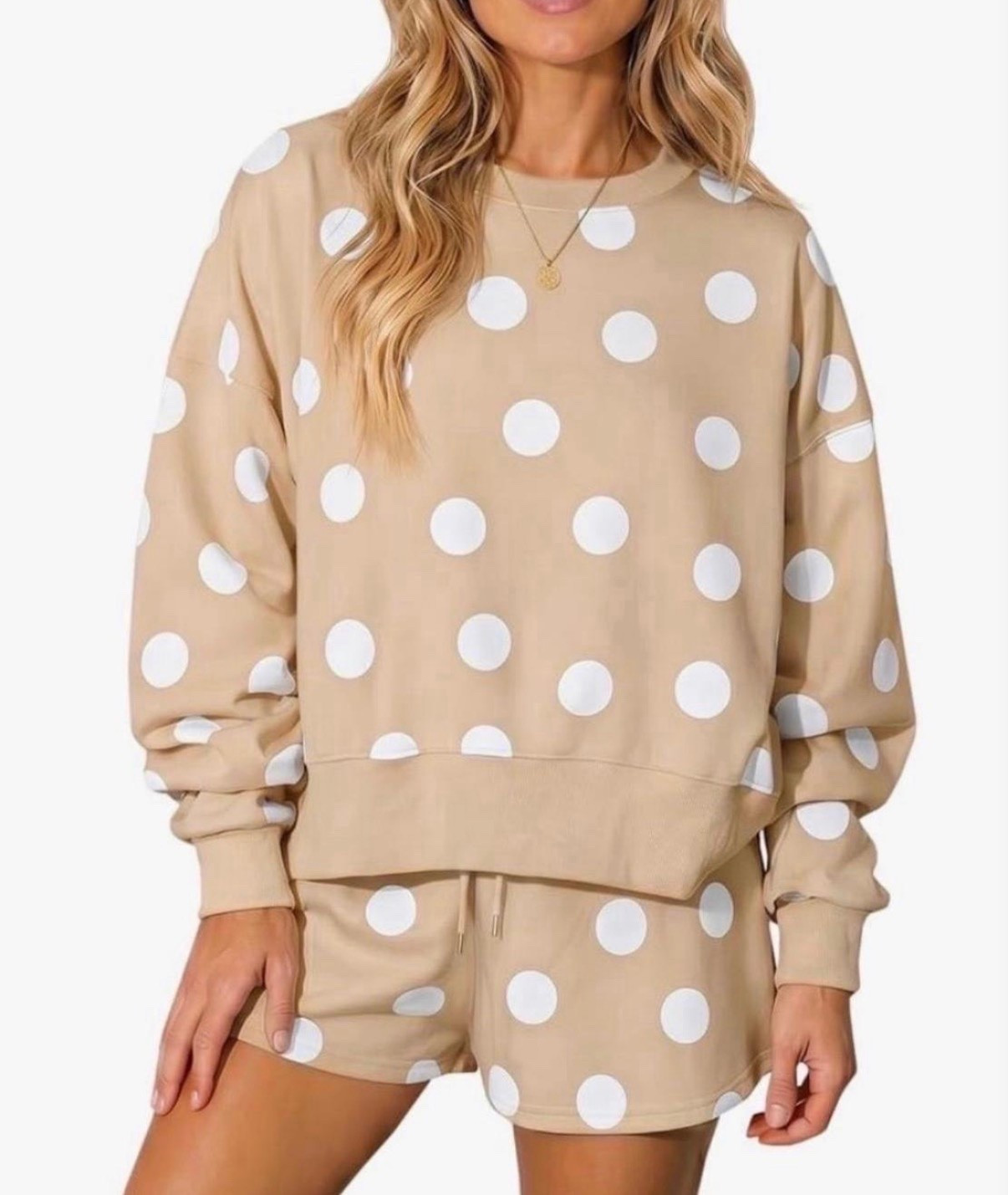 Short set - the polka dots are so fun , more colors available 


#LTKSeasonal #amazon #set #fall #athleisure #shortset #polkadot #matchingset
#LTKU #LTKOver40