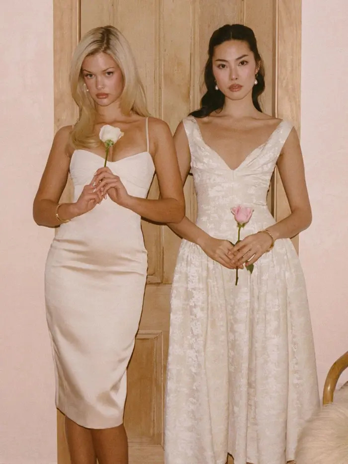 Chelsea Ruched Bust Sweetheart Midi Dress | Nordstrom