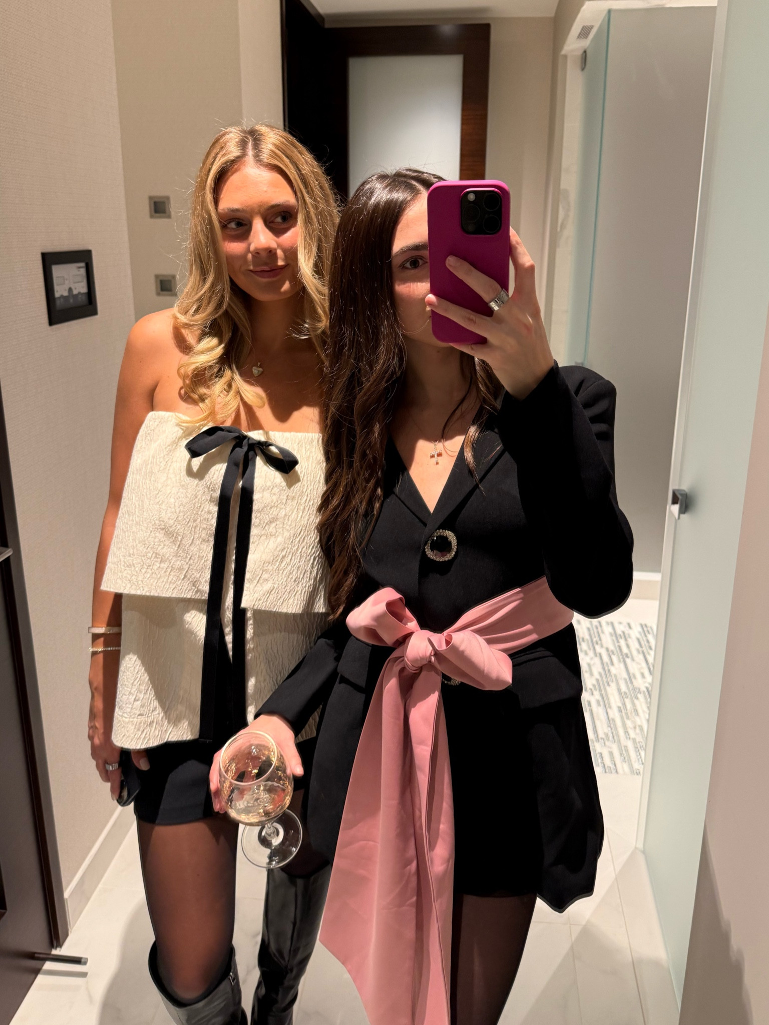 🎀 Dress is from Van City Vogue

#LTKHoliday #LTKSeasonal #LTKStyleTip