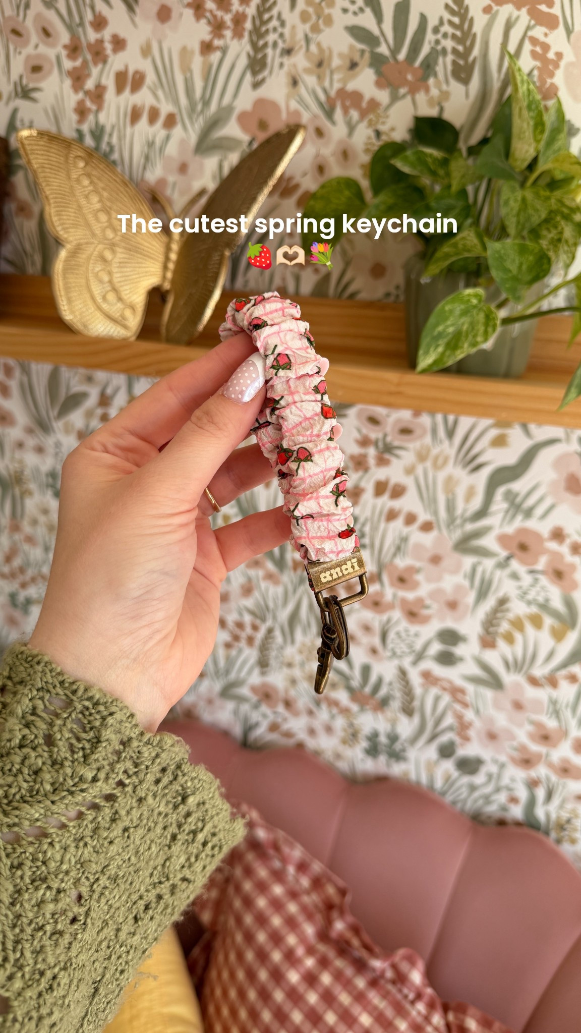 I love, switching out accessories for the season, and I found the perfect spring strawberry keychain from Shop Andi! 🍓￼

#LTKBeauty #LTKSeasonal #LTKSpringSale