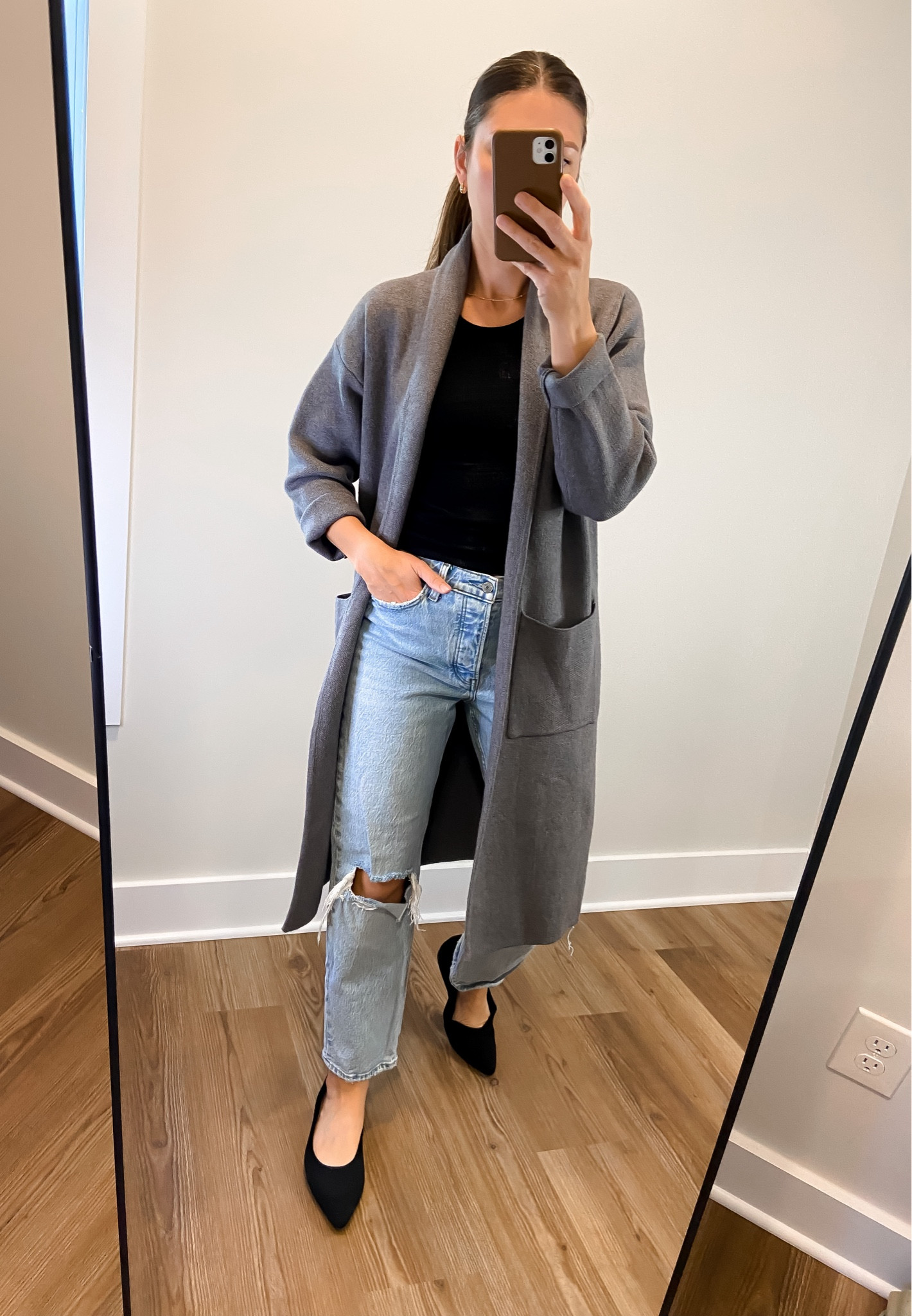 The three color rule: the entire outfit contains only 3 colors… the secret to effortless outfits

#LTKshoecrush #LTKstyletip #LTKfindsunder100