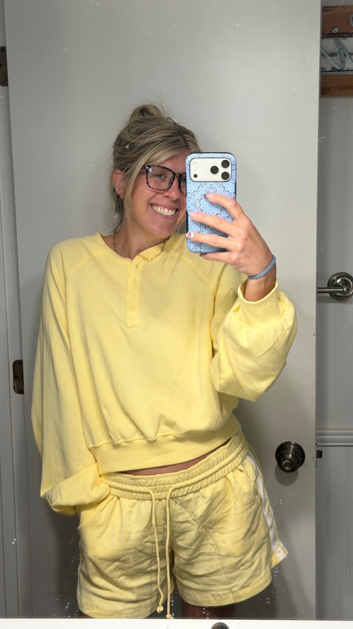 I’m going to LIVE in this matching set from Old Navy. They have so many different mix & match items. I also got the Tee Shirt & have a tank from them last year that matches perfect. 


Matching Set | Spring Sets | Butter Yellow | Spring Outfit | Casual Spring Outfit

#LTKSeasonal #LTKTall #LTKootd
