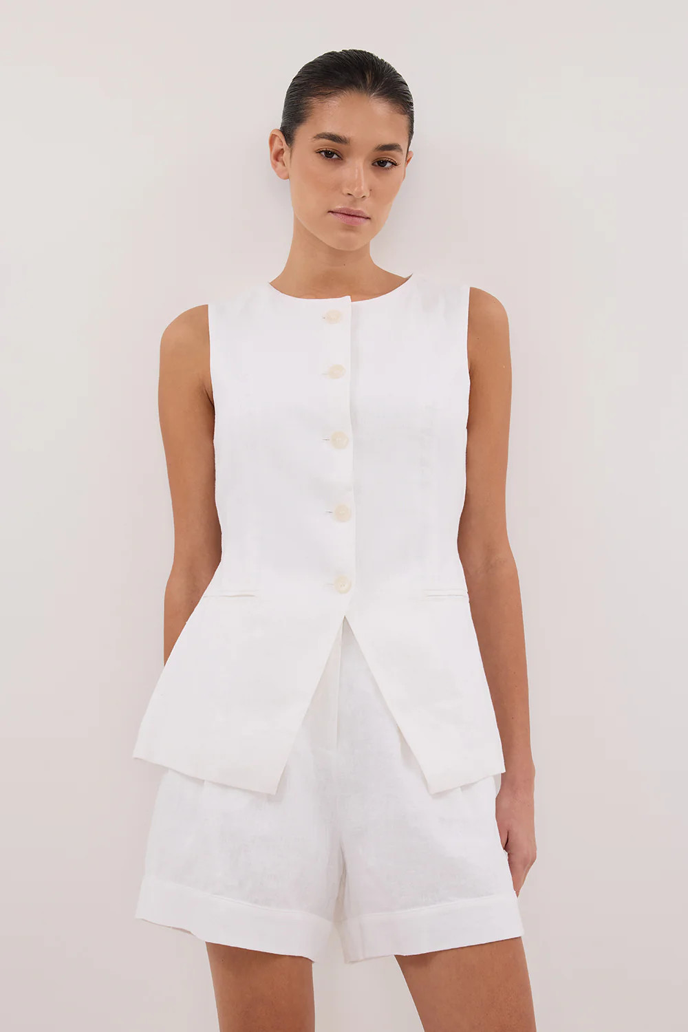 ALESSIA WHITE LINEN VEST | DISSH