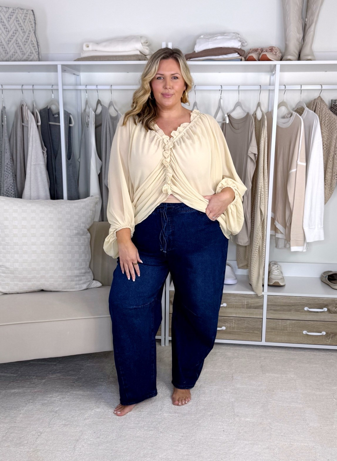 June and vie try on!! Wearing a size 18/20! Plus size, fall fashion, outfit inspo, mom life, apron belly