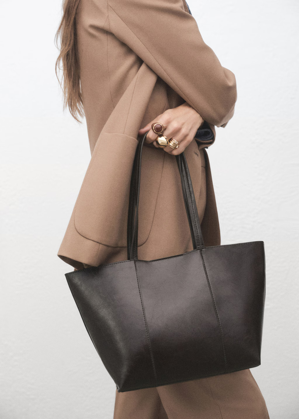 Medium shopper bag - Women | MANGO United Kingdom | MANGO (UK)