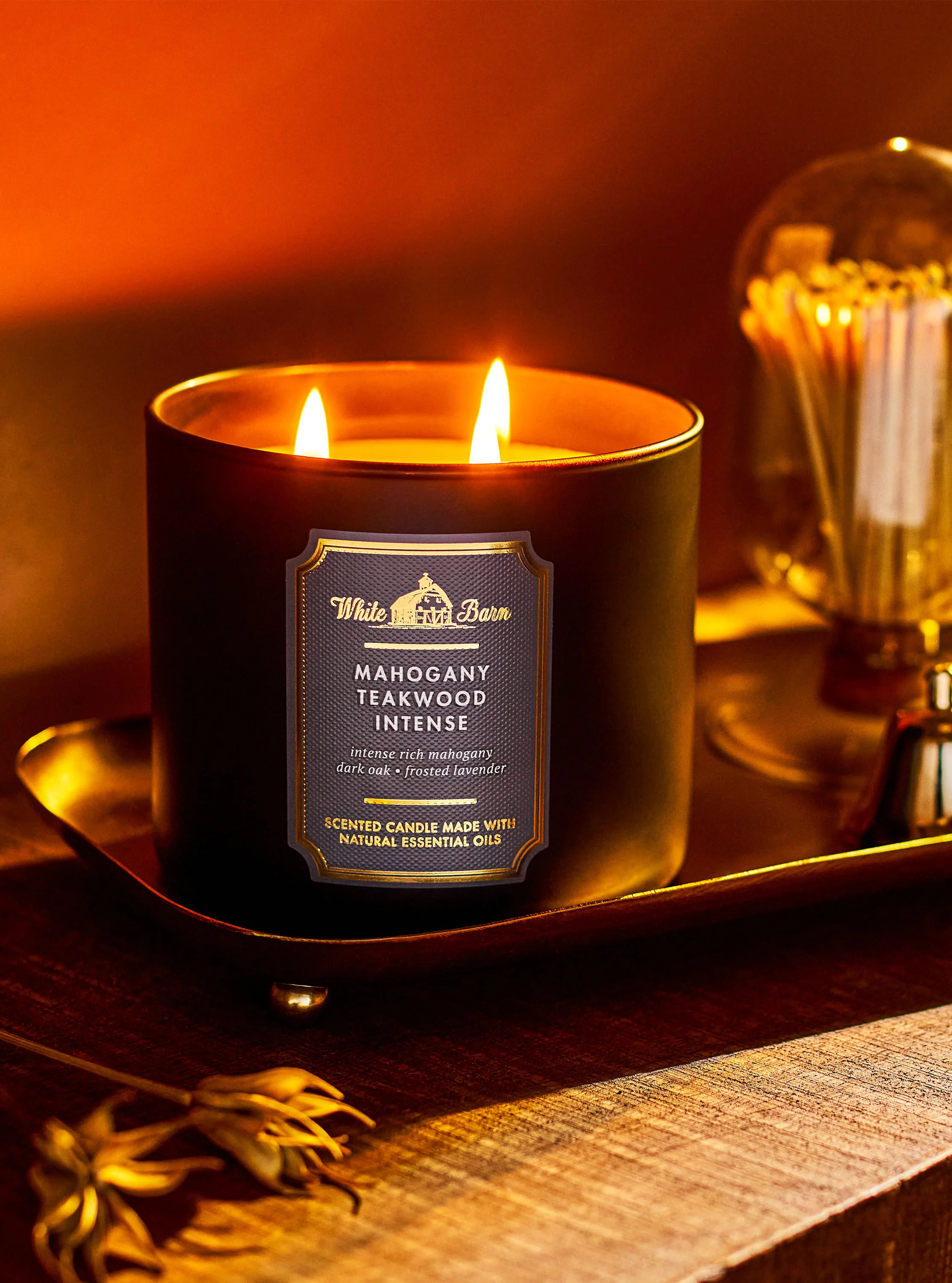 Mahogany Teakwood Intense


3-Wick Candle | Bath & Body Works