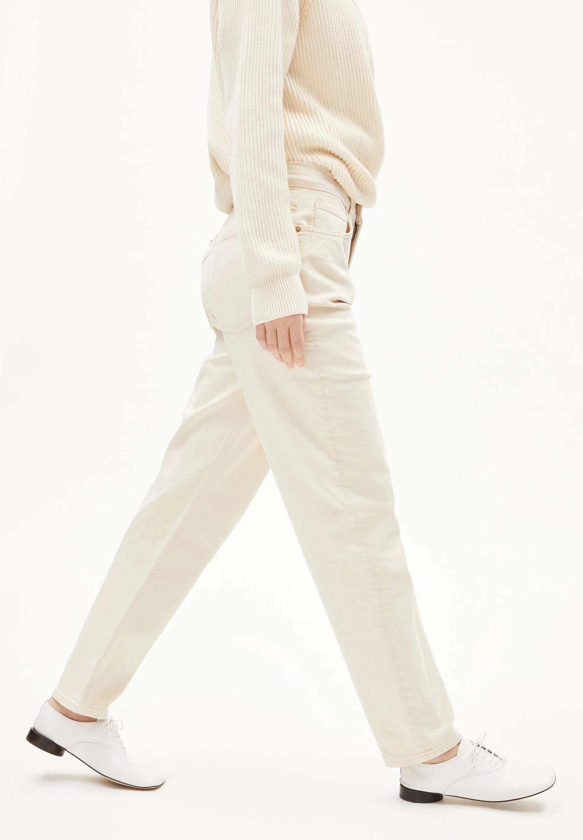 "MAIRAA MOM JEANS recyceltem Baumwoll-Mix Comfort Stretch" | ArmedAngels (DE)