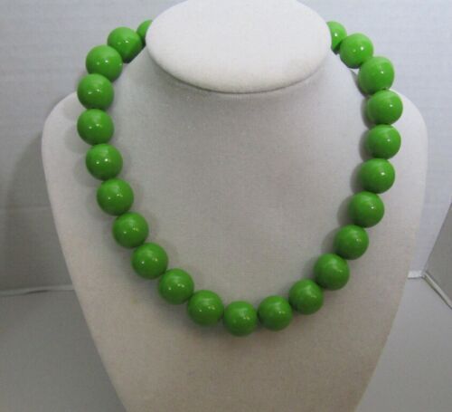 Vintage Single Strand Chunky Green Bead Choker Necklace 15" Wooden   | eBay | eBay US
