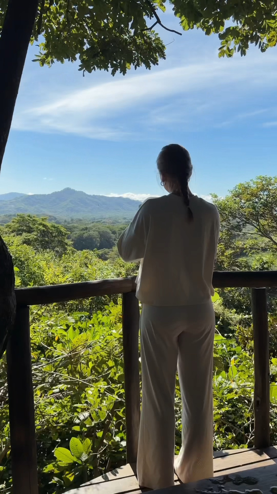 11/13/25 The coziest morning loungewear set from Saunder House — I wore it nonstop while on vacation because it’s that comfortable. The perfect lightweight yet cozy set for slow mornings, coffee runs, or lounging at home 🕯️✨

#LTKmorningroutine #LTKTravel