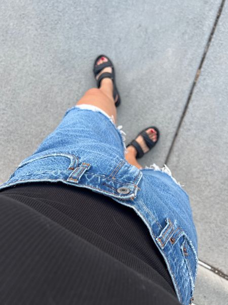 6 inch Loose Jean Shorts, wearing tts in 26/2 regular 

#LTKFindsUnder50 #LTKFindsUnder100 #LTKStyleTip
