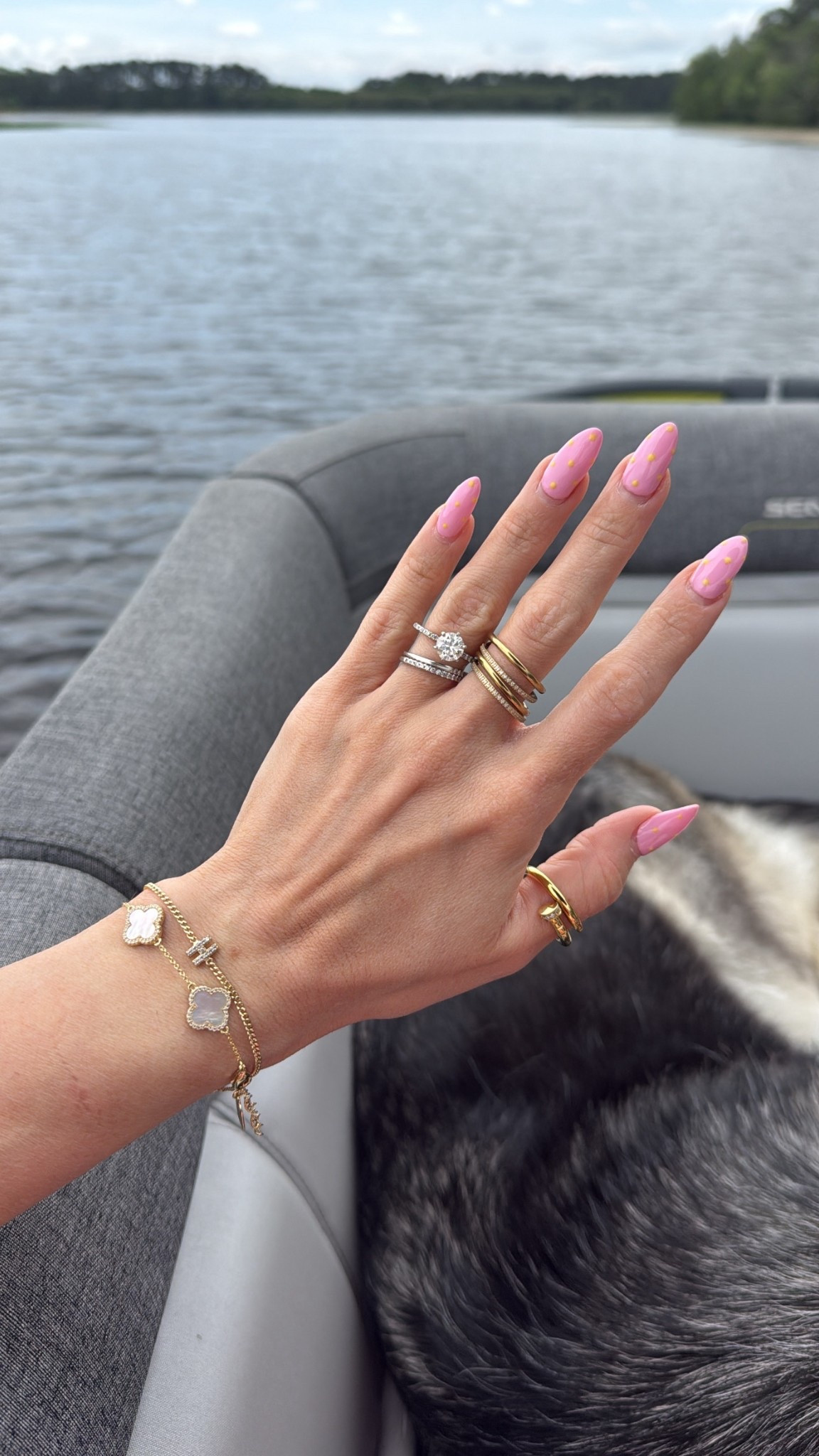 No look is complete without Electric Picks jewelry! ⚡️

In love with the nailed it ring and bracelet!  

ElectricPicks
EverydayJewelry

 

#LTKMothersDay #LTKSeasonal #LTKdayinmylife
