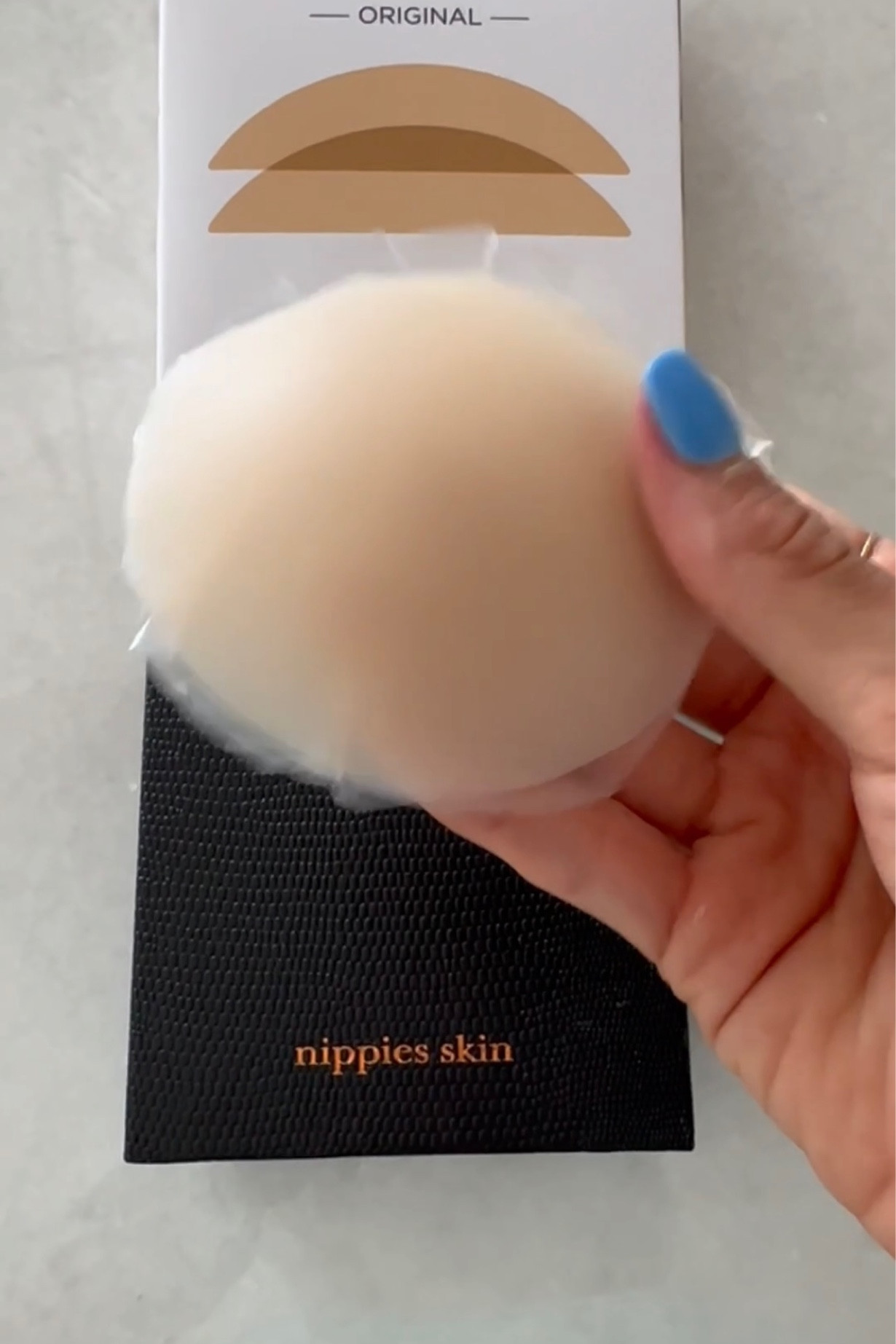Nipple covers wear under every top and bodysuit 


#LTKfindsunder50 #LTKfindsunder100 #LTKCyberWeek