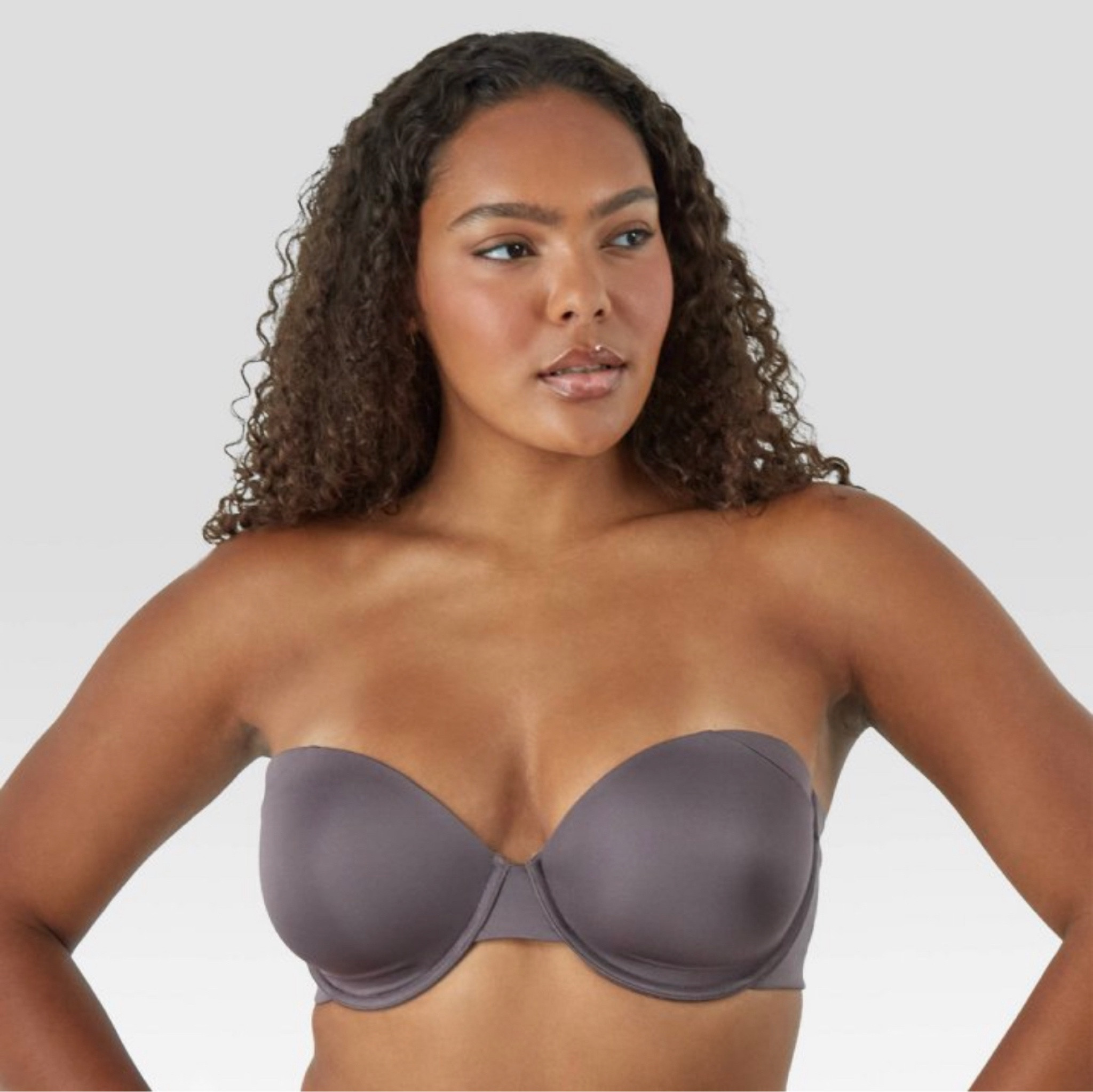 The perfect strapless bra for your sleeveless dresses. I’m a 36DDD but this stops at DD, so I wear the 36DD and it holds well 