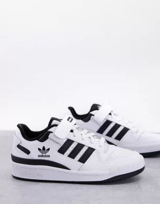 adidas Originals Forum Low sneakers in white and black | ASOS (Global)