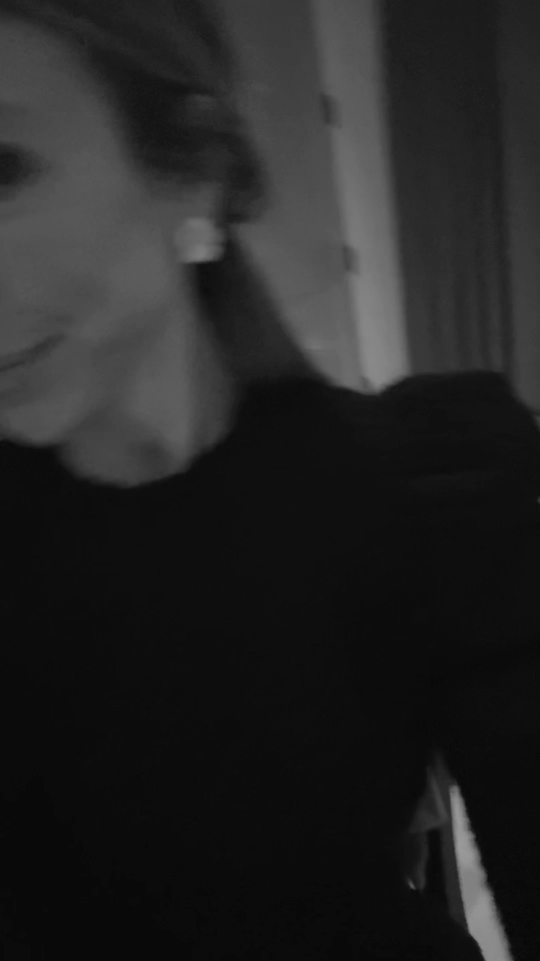 Puffy face and pretty earrings that benefit the Chastain Horse Park. Perfect for the Kentucky Derby! 