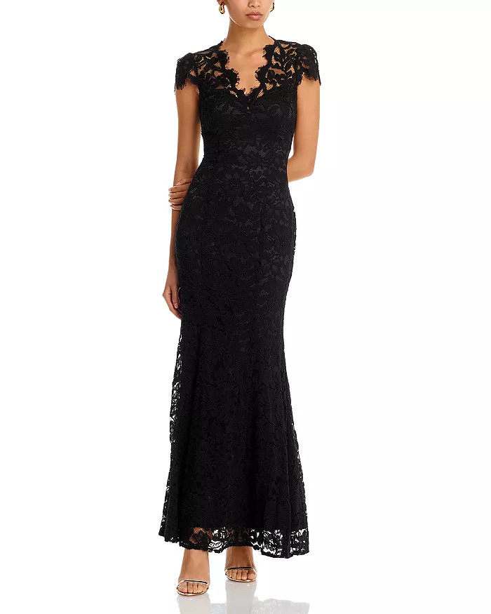 Scalloped-Edge Lace Gown | Bloomingdale's (US)
