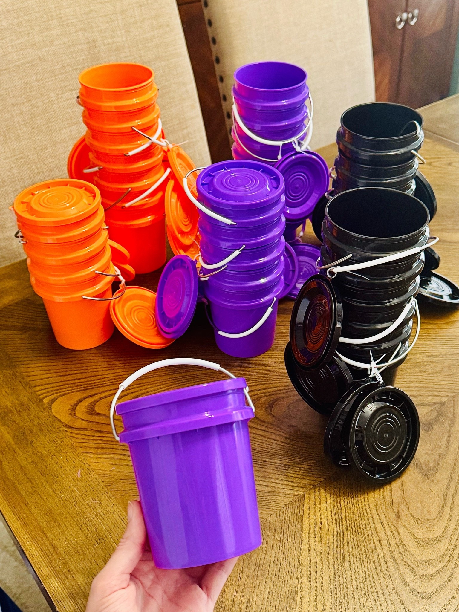 🎃 Walmart find for Halloween! I grabbed these adorable mini buckets and they’re seriously the PERFECT size! 🥹🧡💜🖤

I’m planning to personalize each one and fill them with fun little Halloween goodies for my kids’ classmates! 🍬👻🕷️ Think candy, stickers, mini toys, glow sticks… all the little things!

They come with a lid AND handle, so they’re basically a tiny Halloween pail. 😍 And I love the orange, purple + black colors!

Now to personalize a small army of buckets… because apparently I enjoy giving myself projects. 🤣🎃✂️👇🏼

#LTKdayinmylife #LTKSeasonal #LTKKids