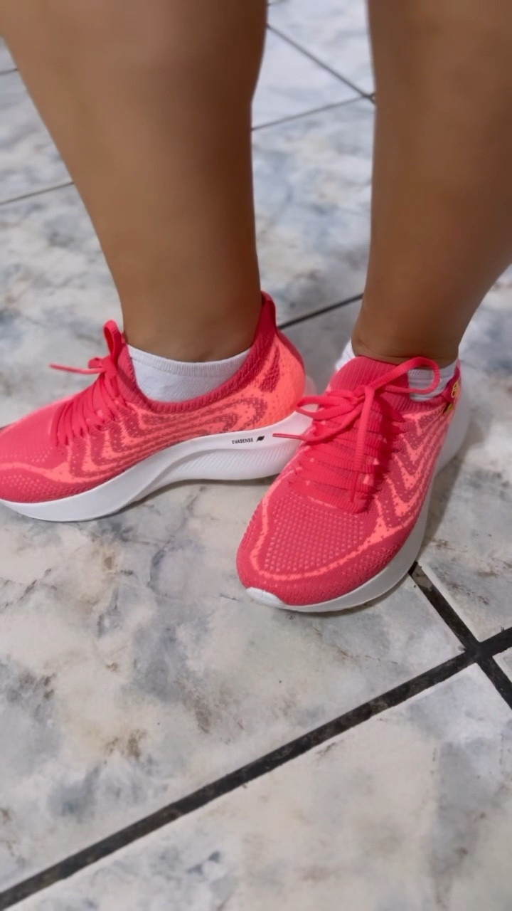 Tênis confortável pra qualquer ocasião estou usando e amando 

#TeoriaNaPraticaLTK

#LTKfitness #LTKbrasil #LTKbeauty