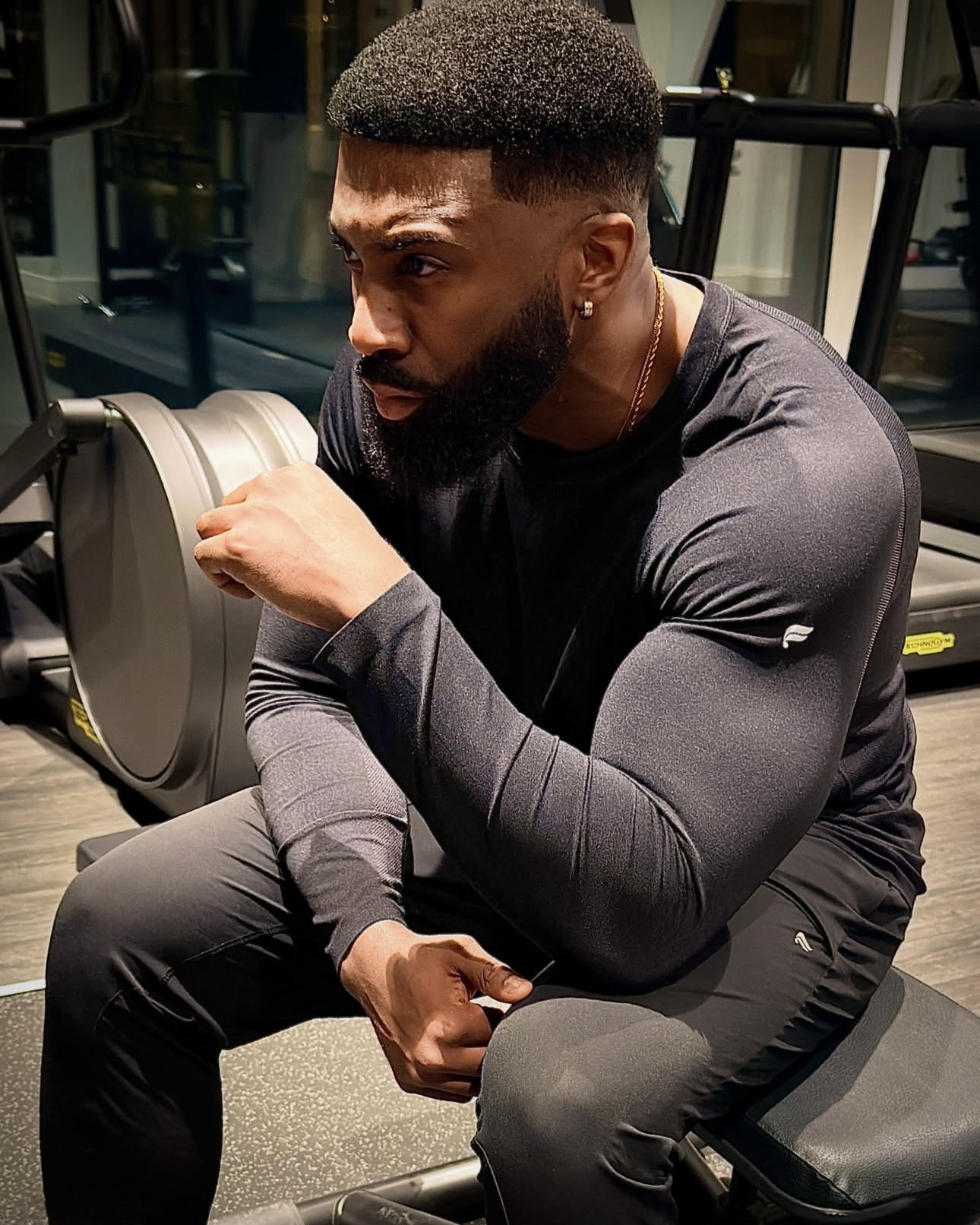 This one is for the fellas! Work out and look good too!

#LTKmens #LTKeurope #LTKuk
