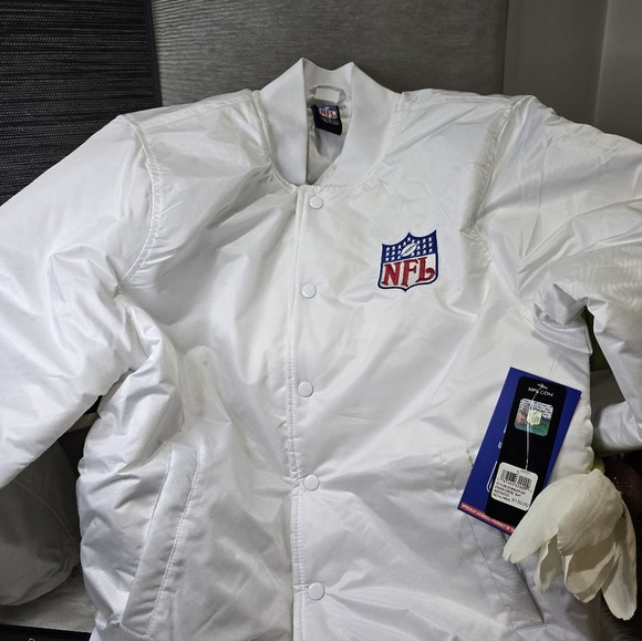 BNWT NFL BOMBER JACKET WHITE SZ S MEN | Poshmark