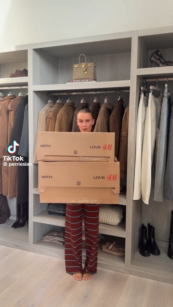 H&M try on haul 🤍

Denim dress is sold out 😭

#LTKuk #LTKspring #LTKeurope