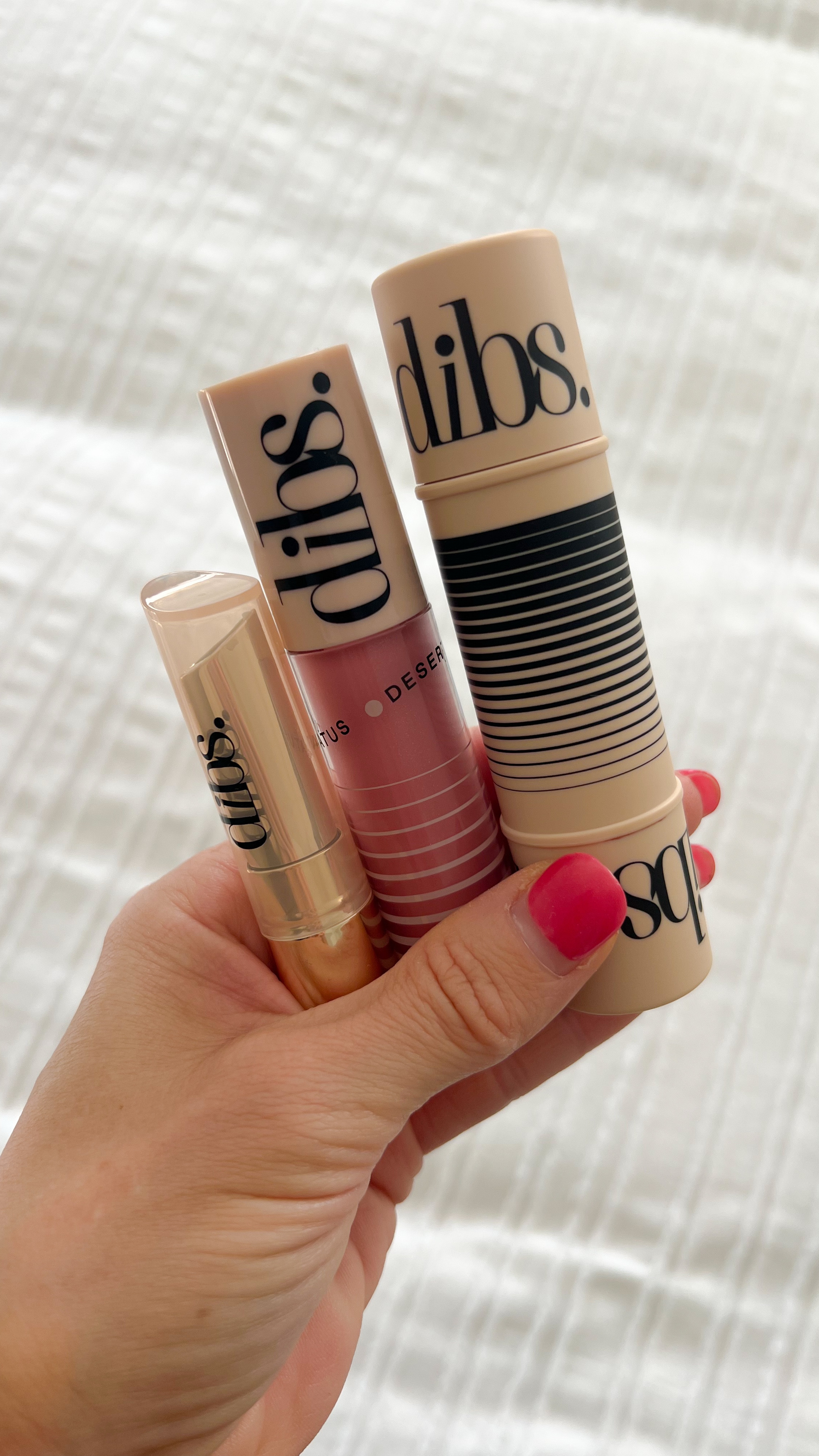 Try Dibs Beauty with me.
Gone kinda wrong with the blush🤭

I actually really love the products once I got the hand of it. Both the lip gloss and plumper are amazing and not sticky at all. The bronzer/blush duo stick goes on very smooth and easy and just remember it’s buildable! 


GRWM, get ready with me, makeup routine, everyday makeup, simple makeup, Ulta finds, beauty, lipgloss, lip plumper, contour stick

#LTKBeauty #LTKSpringSale #LTKFindsUnder50