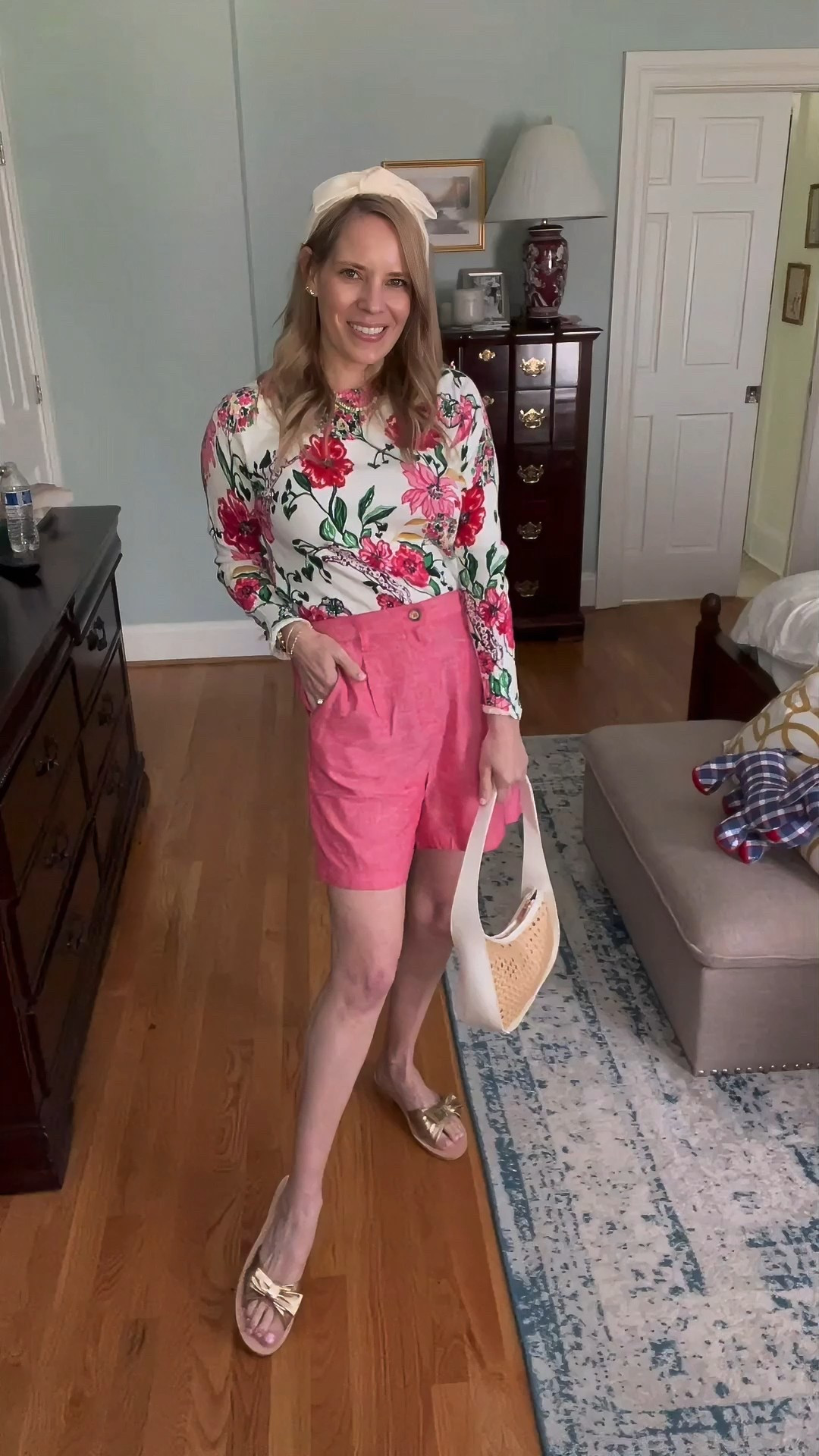 Polished + Playful in Pink & Platinum!
Loving this flirty spring combo featuring the Jack Rogers Brightly Bow Sandals in the shade Platinum — the ultimate neutral with a glam twist! These sandals add just the right amount of shine to any outfit and pair perfectly with everything from dresses to denim shorts!

I styled them here with my favorite hot pink linen-blend shorts and a vibrant floral top for a fresh, feminine look that’s comfy and cute!

Outfit details:
• Jack Rogers Brightly Bow Sandals – Platinum – These beauties are an elevated flat with a signature bow detail and metallic finish that goes with everything. Dress them up or down!
• Time and Tru Linen-Blend Shorts (XS, Moda Lipstick) – Lightweight and flattering with a 5” inseam, these under-$20 shorts are a spring wardrobe hero!
• Floral Long Sleeve Top – A bold floral print adds instant color and charm.
• Woven Cream Headband & Straw Shoulder Bag – Accessories that keep the look effortlessly sweet and summery!

Perfect for:
• Spring and summer getaways ✈️
• Brunch with the girls ☕
• Daytime events or casual date nights ✨
• Strolling farmer’s markets or beach towns

Shop this pretty pink and platinum look now on my LTK!
#JackRogers #BrightlyBow #PlatinumSandals #SpringStyle #WalmartFashion #TimeAndTru #LinenShorts #LTKunder50 #PinkOutfit #FloralTop #LTKSpringStyle #EffortlessStyle #CasualChic


#LTKFindsUnder50 #LTKWatchNow #LTKFindsUnder100