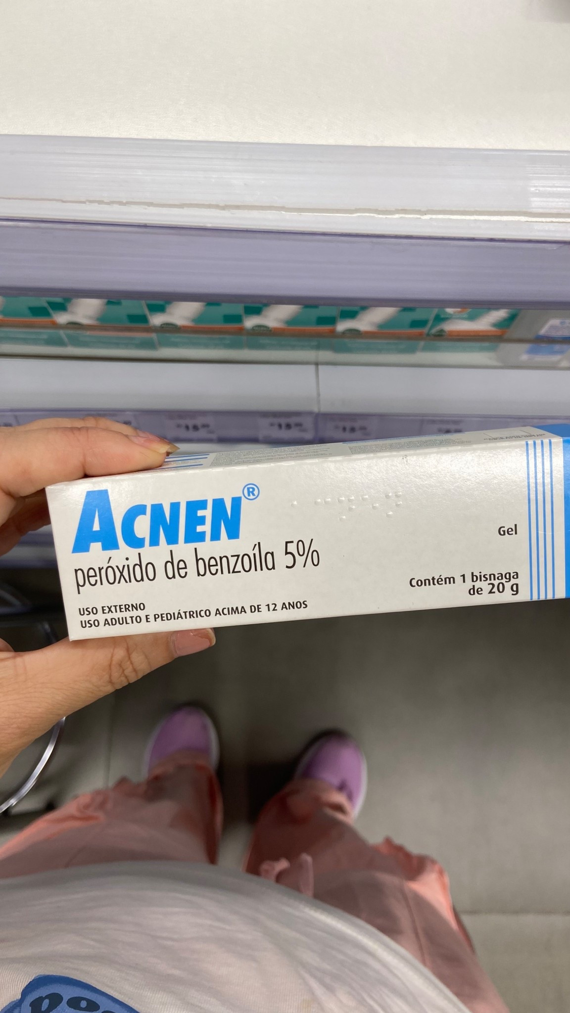 Dica de mãe!! Filho adolescente já viu né, começou a ter acne e vcs sabem o quanto tenho trauma disso! Estamos tratando com esse creme indicado pelo dermatologista.. é maravilhoso! Busque orientação médica no seu caso mas fica essa dica .. 


#LTKbeleza #LTKbrasil