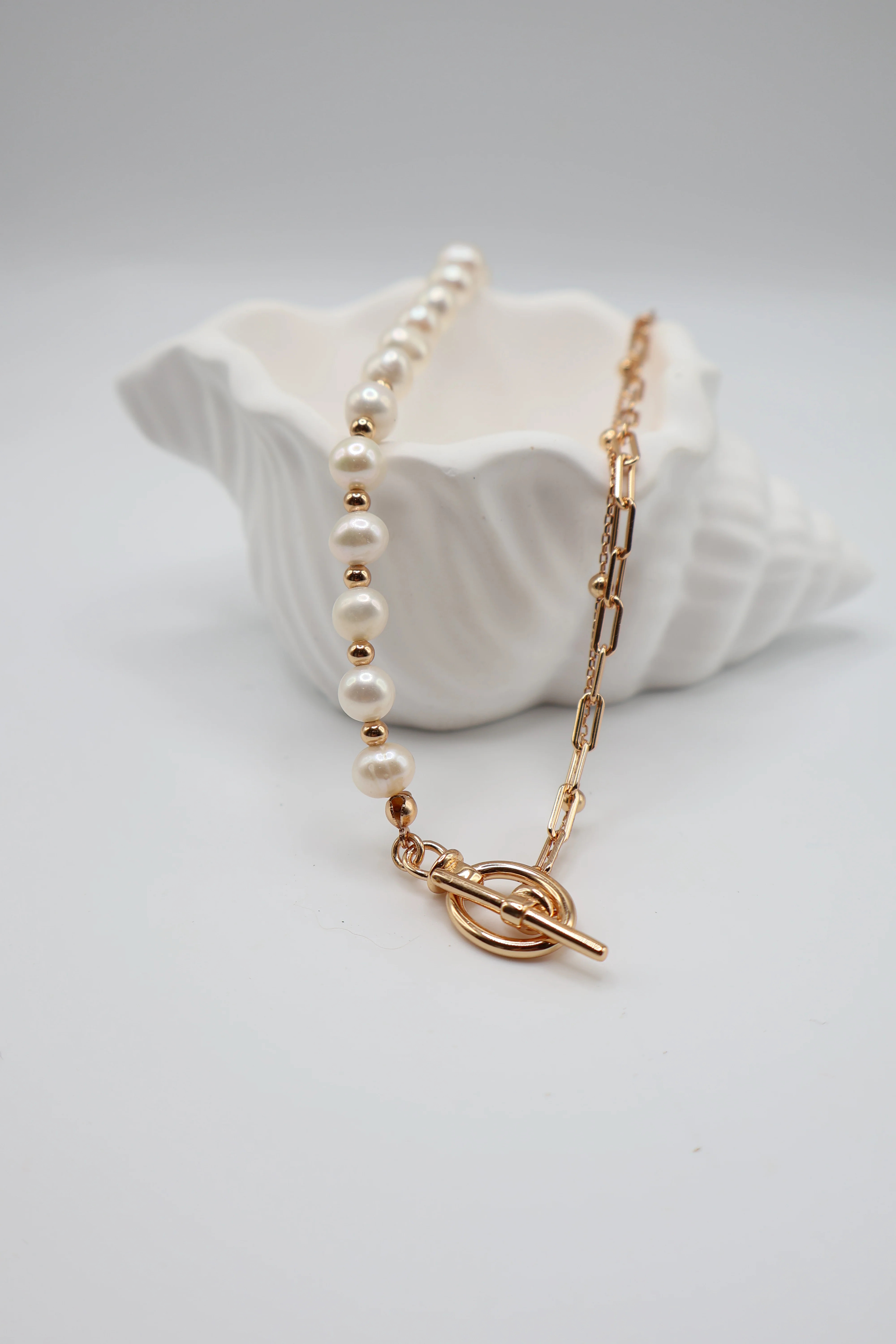 Pearl Link Necklace | 18k Gold Jewelry by Apelila | Apelila Jewelry