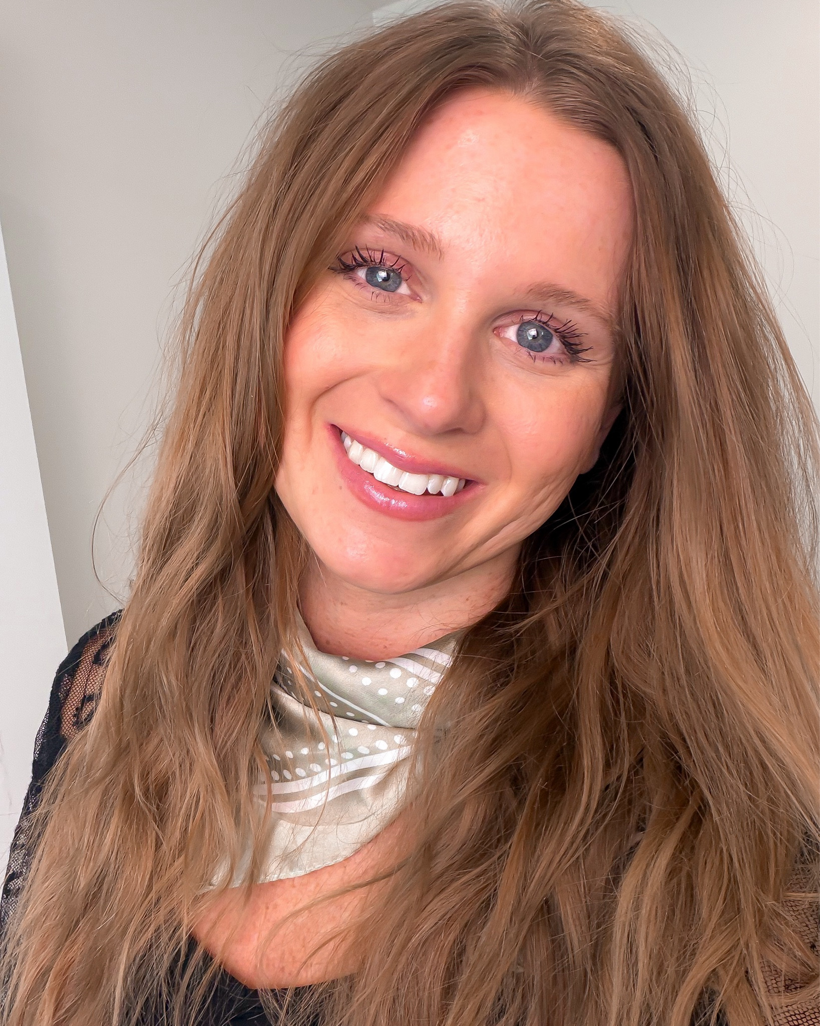 A few outfits I’ve been living in lately 🤍
Easy, comfy, and still put together, because that’s the vibe every day lately.

From mom life to quick errands to feeling like me again… these are on repeat 👏🏼
Which one is your favorite? I can’t pick 😅

Help me out—1, 2, 3… which look wins? 👇🏼

mom outfits, everyday outfit ideas, casual chic outfits, affordable fashion finds, neutral outfits, mom style inspo, effortless outfits, daily outfit inspiration, Amazon fashion finds, spring outfit ideas, comfy cute outfits, real life style

#LTKPetite #LTKootd #LTKmomlife