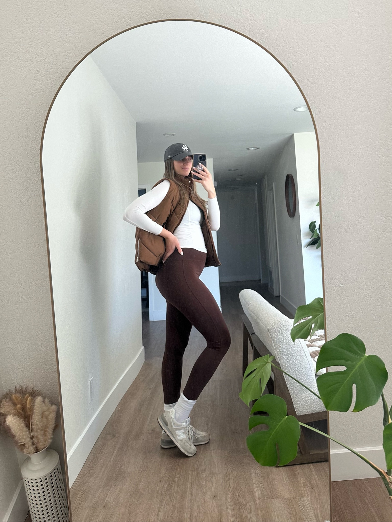 17 weeks 🤎 Officially living in cute & comfy athleisure! 

#LTKBump #LTKActive