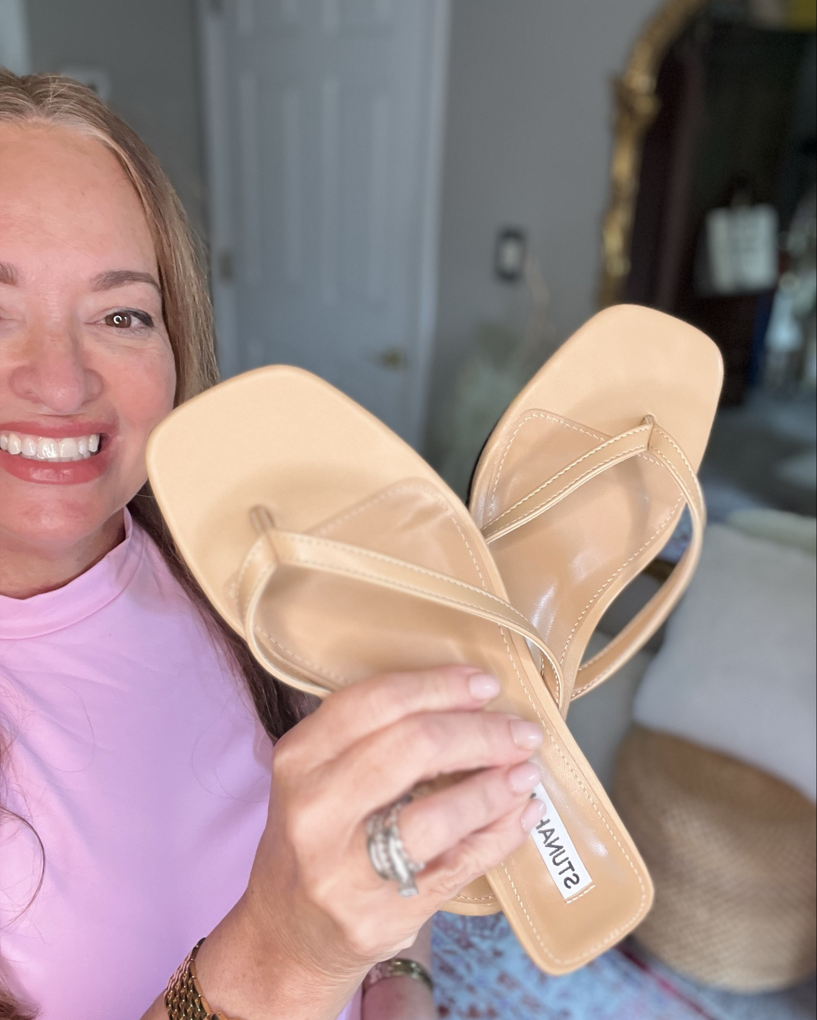 Perfect thong kitten heels for z summertime..

#LTKShoeCrush #LTKStyleTip #LTKTravel